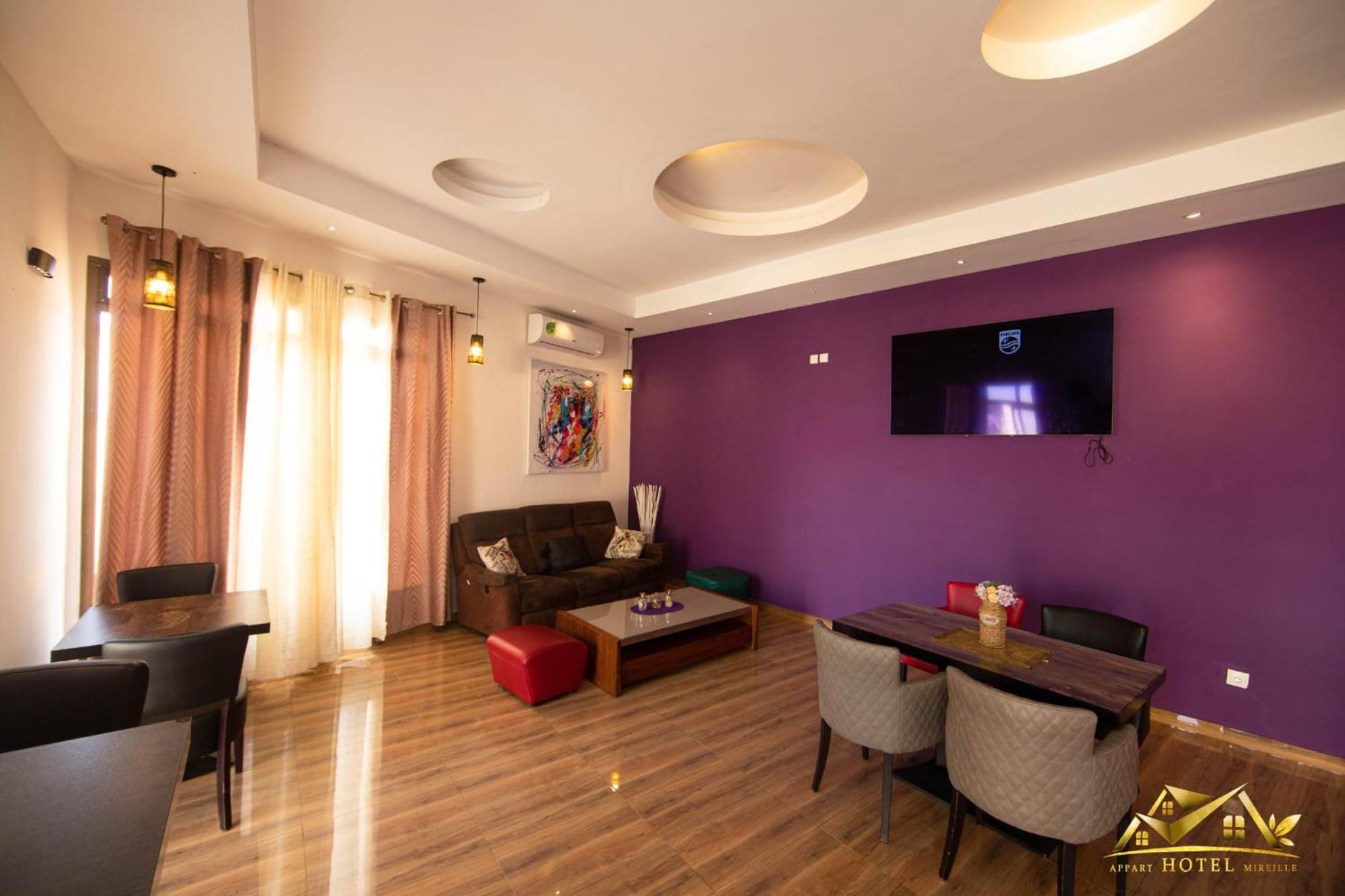 APPART HOTEL MIREILLE