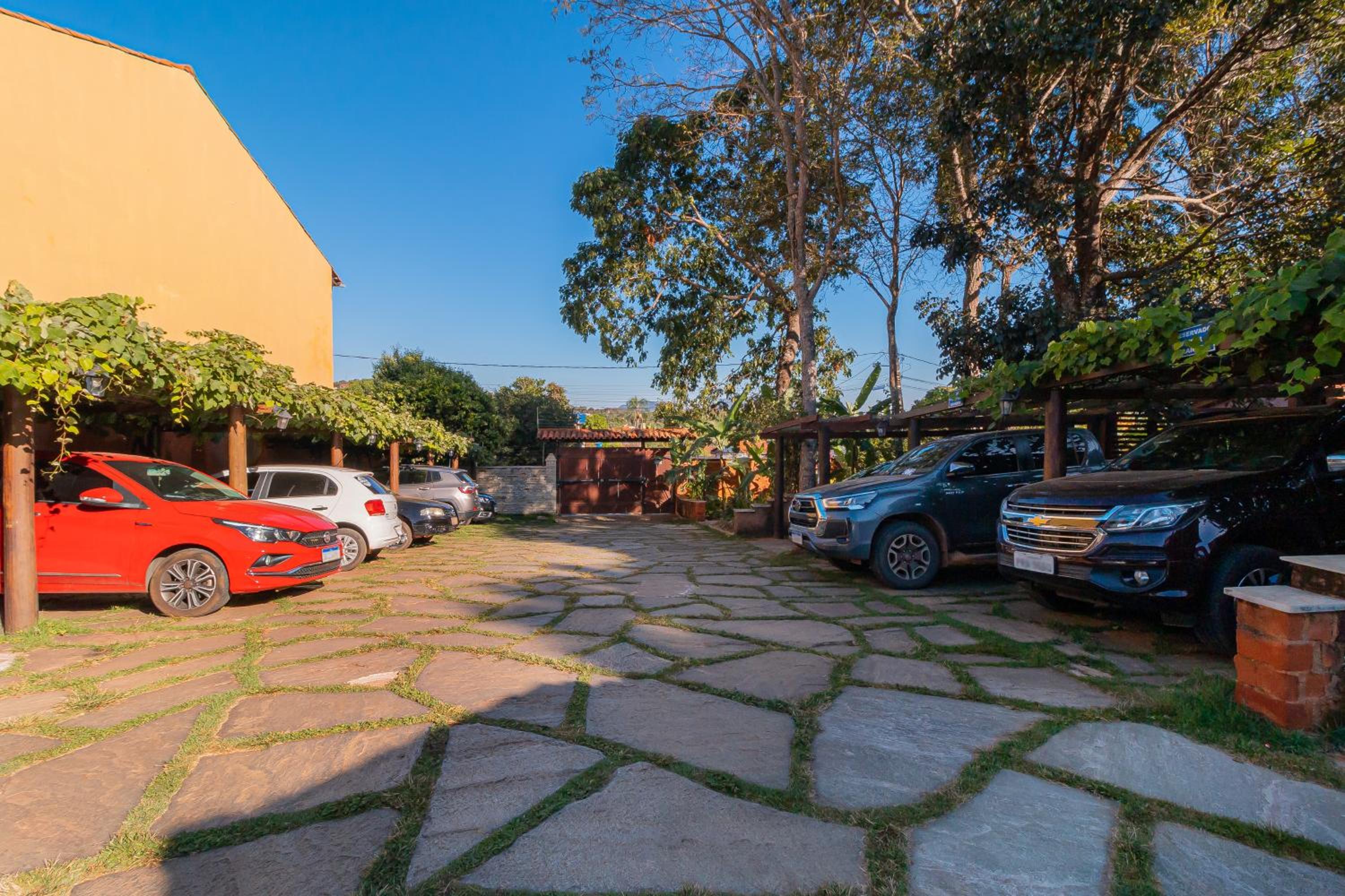 Pouso, Café e Cultura