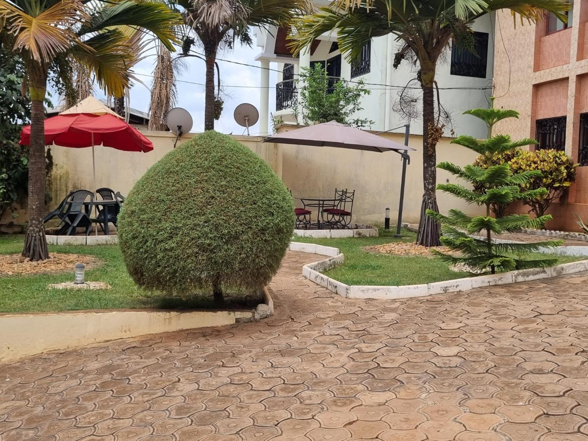 APPART HOTEL MIREILLE