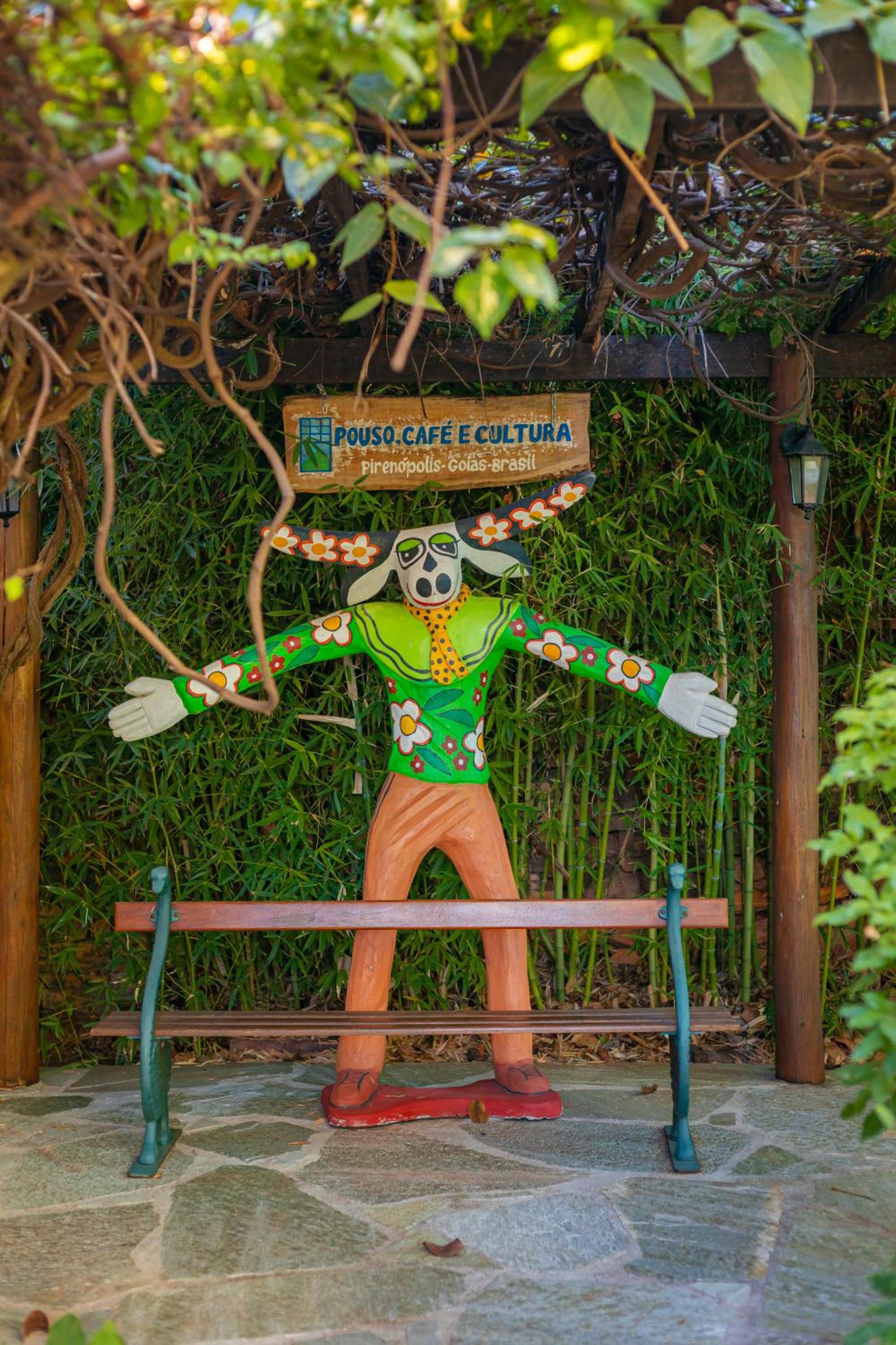 Pouso, Café e Cultura