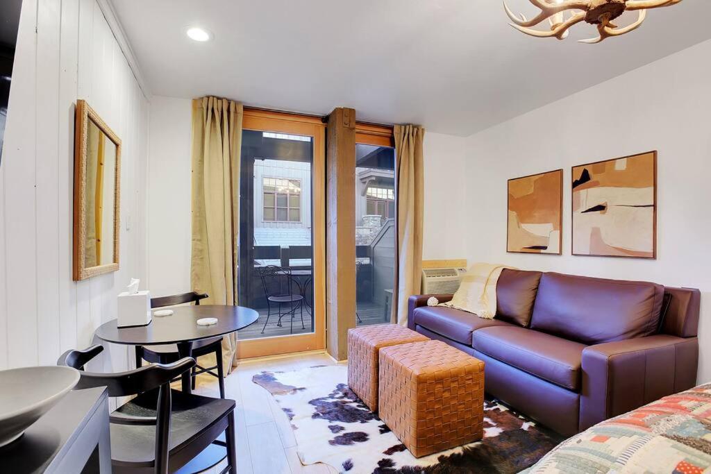 Slope Side Studio in Northstar Village!