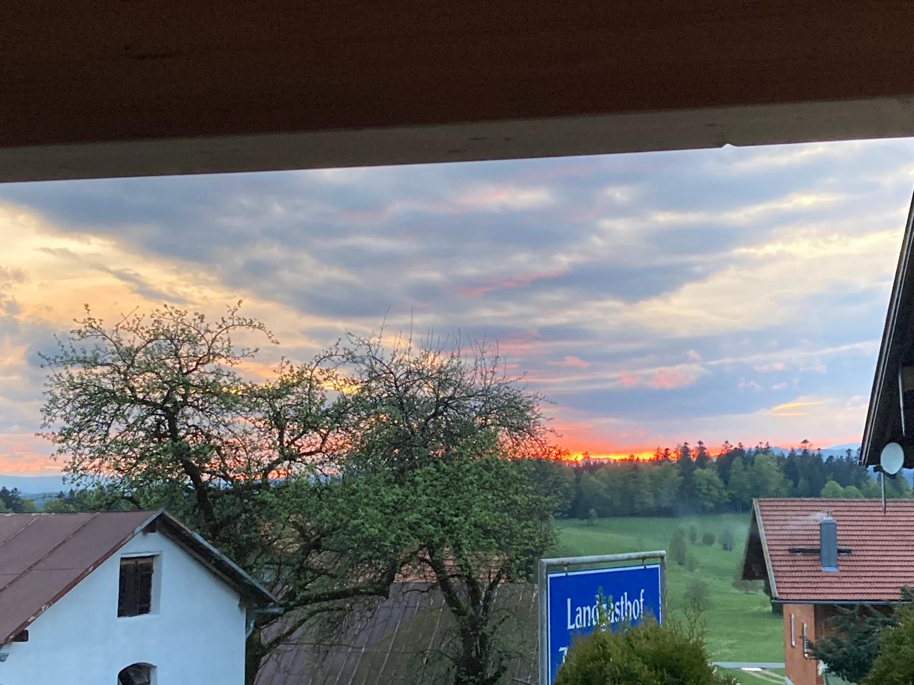 Zur neuen Post Landgasthof