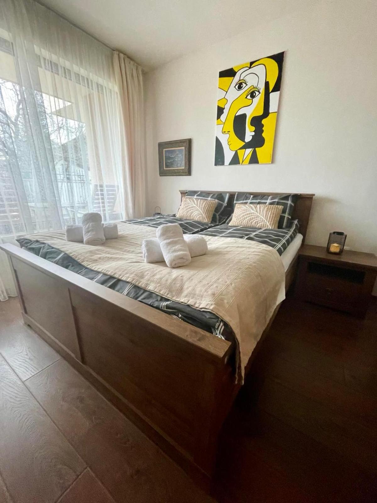 Elegance Residence Apartment