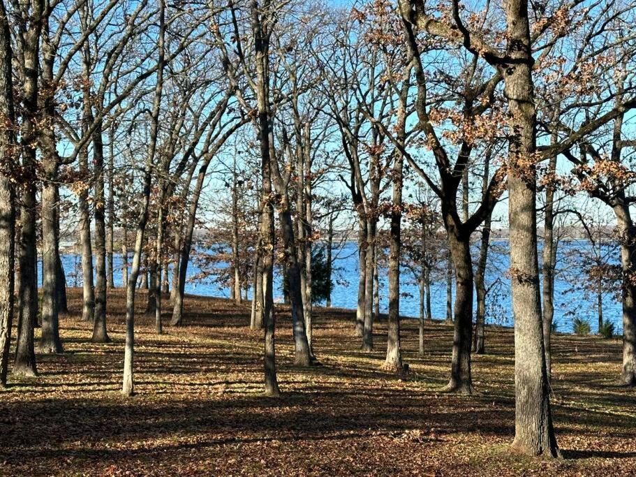 Lakeside Retreat