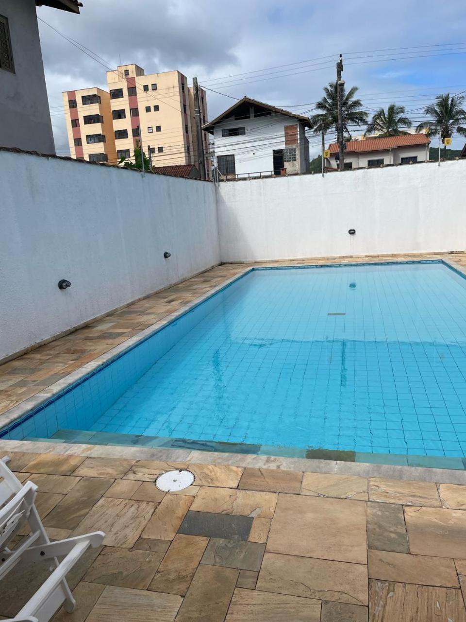 Apartamento com linda vista na praia Martim de Sá