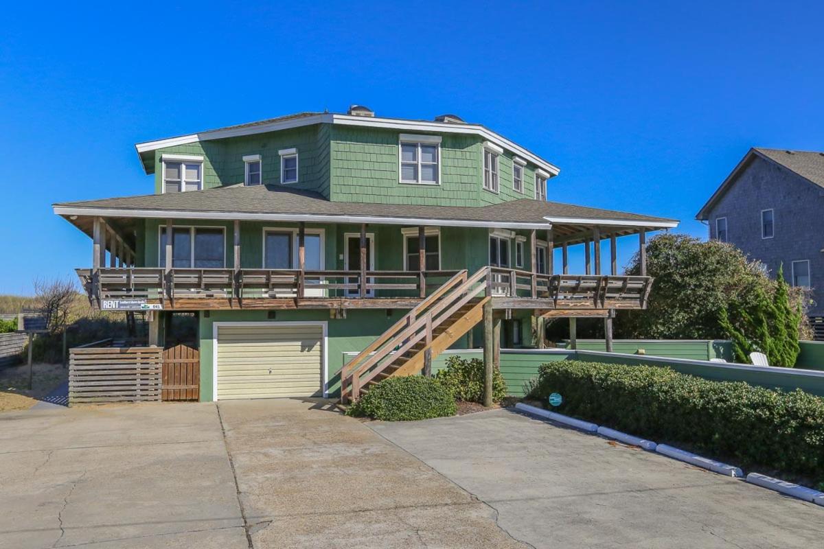 Sun'Z Up - Oceanfront Outer Banks Home with Private Pool & Ocean Views view 3
