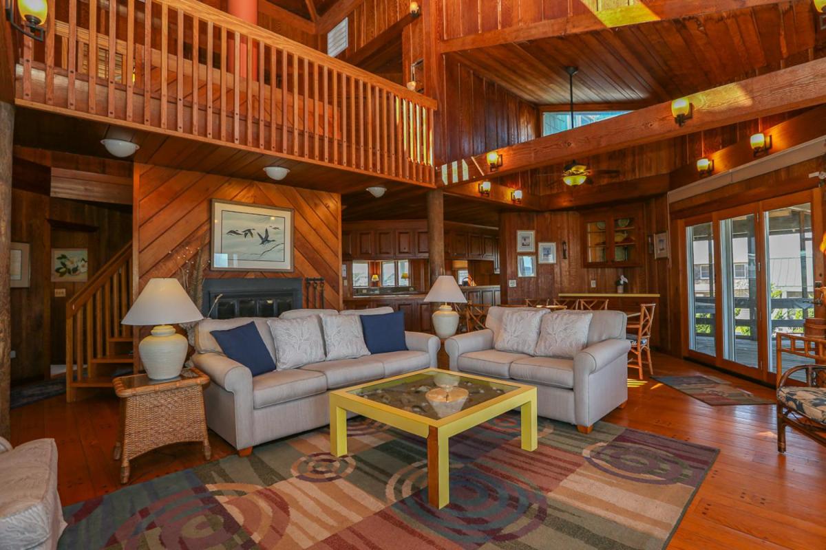 Sun'Z Up - Oceanfront Outer Banks Home with Private Pool & Ocean Views view 4