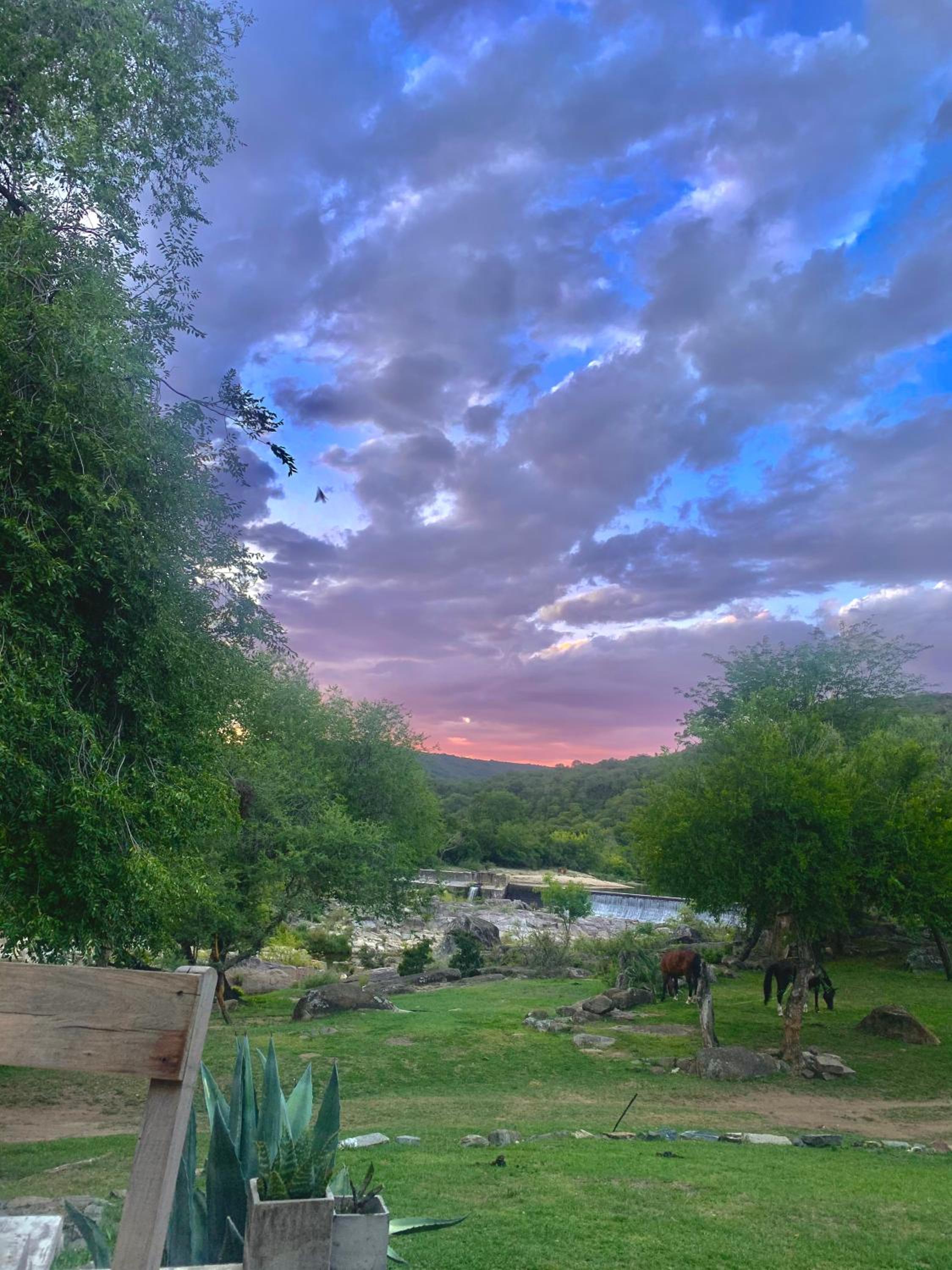 Casa De Campo La Melisa Frente Al Río