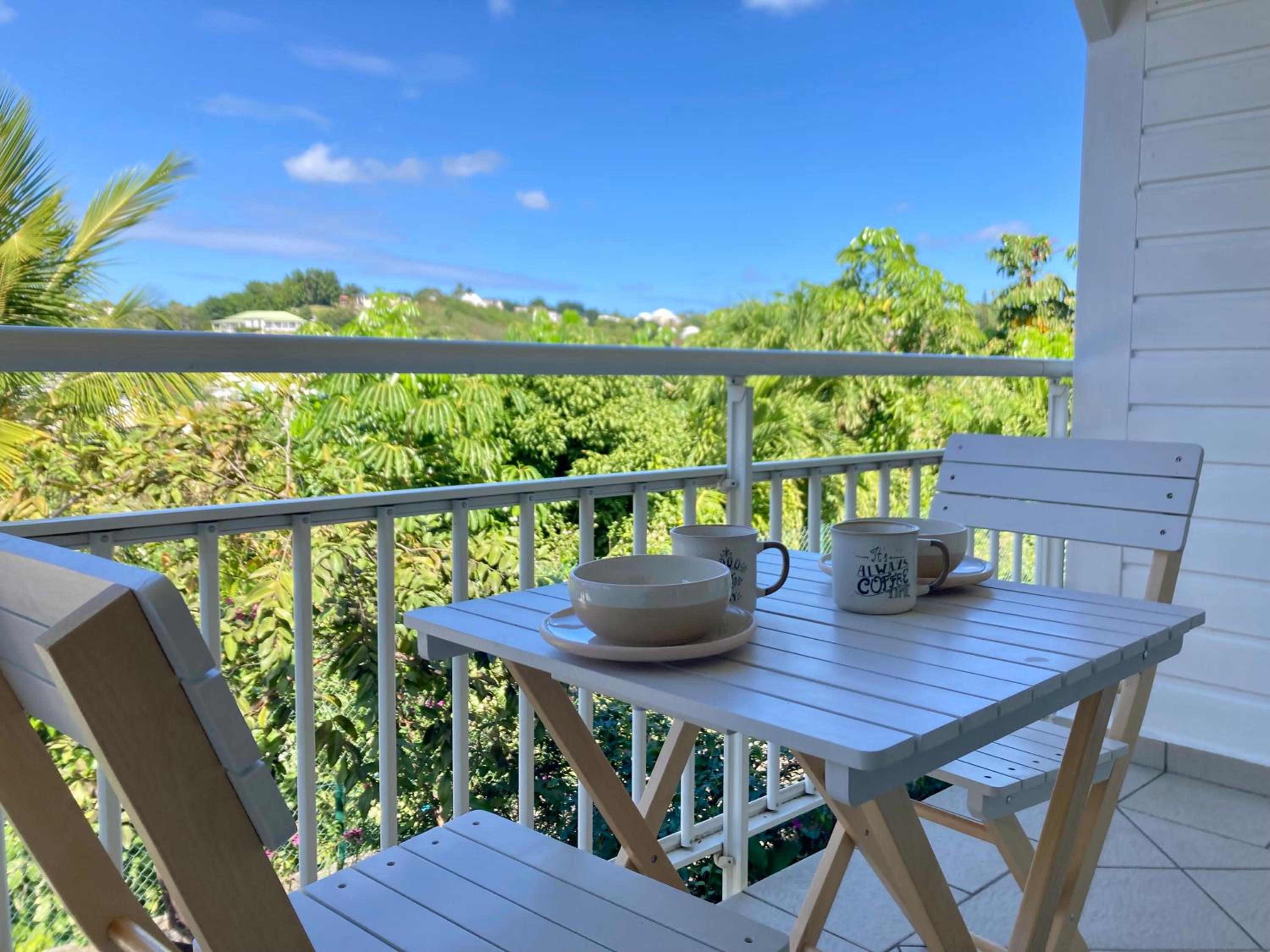 Appartement Charme Vanille 2 chambres piscine parking Gosier proche plage view 4