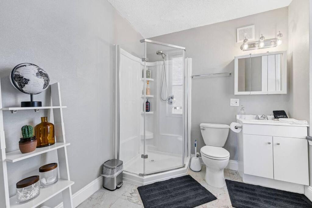 3 King Beds/3Baths Spacious - Property Image 30
