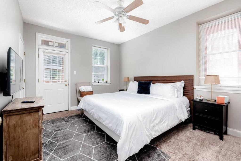 3 King Beds/3Baths Spacious - Property Image 25