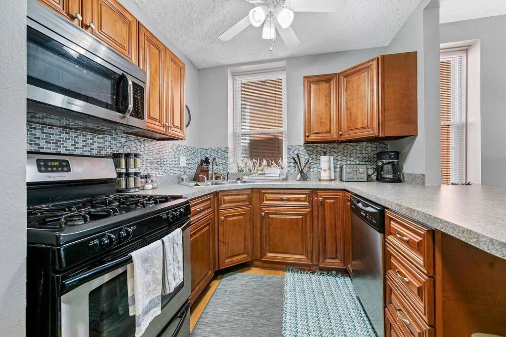 3 King Beds/3Baths Spacious - Property Image 4