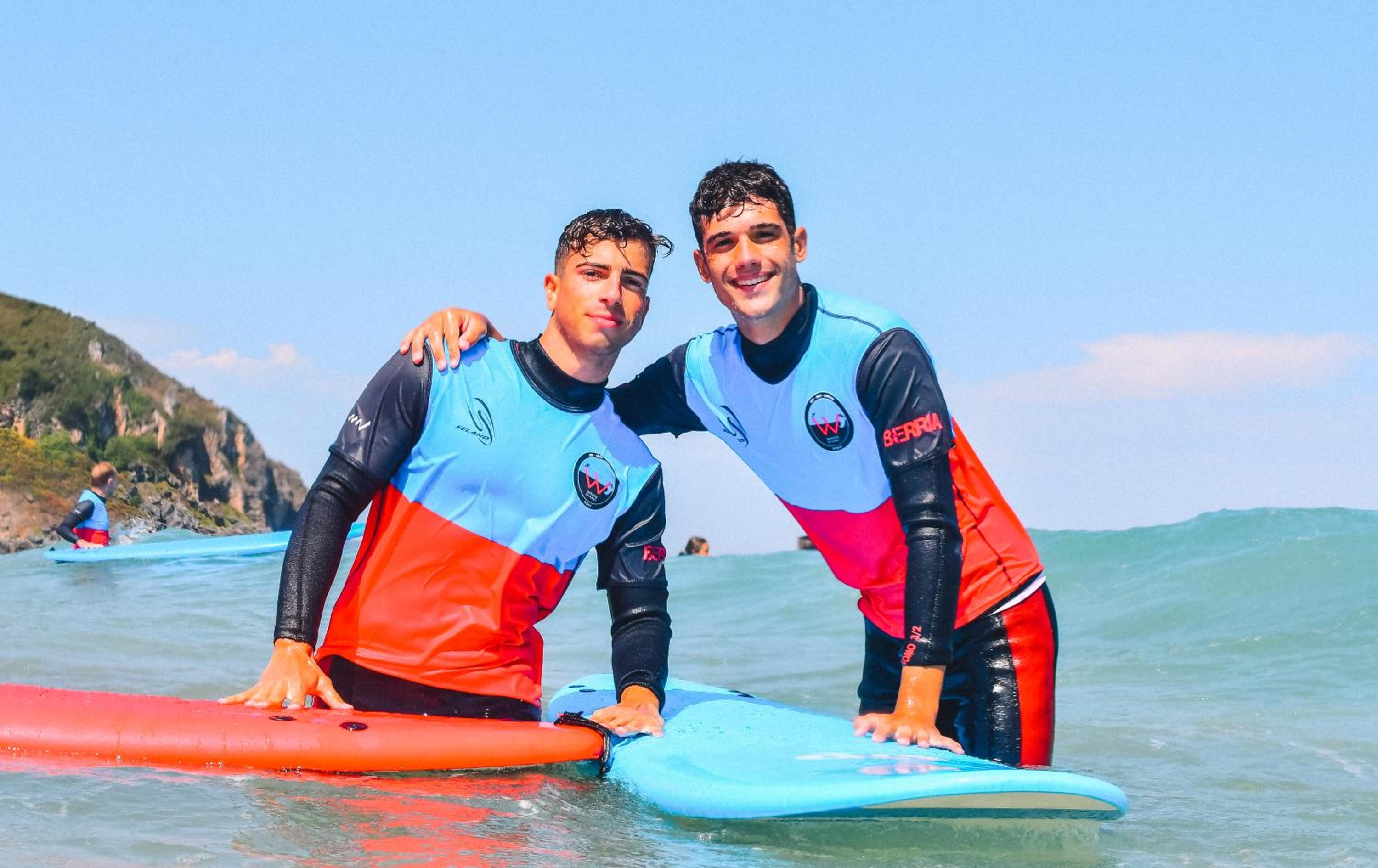Escuela de Surf WAVES SOUND - Alojamiento Compartido