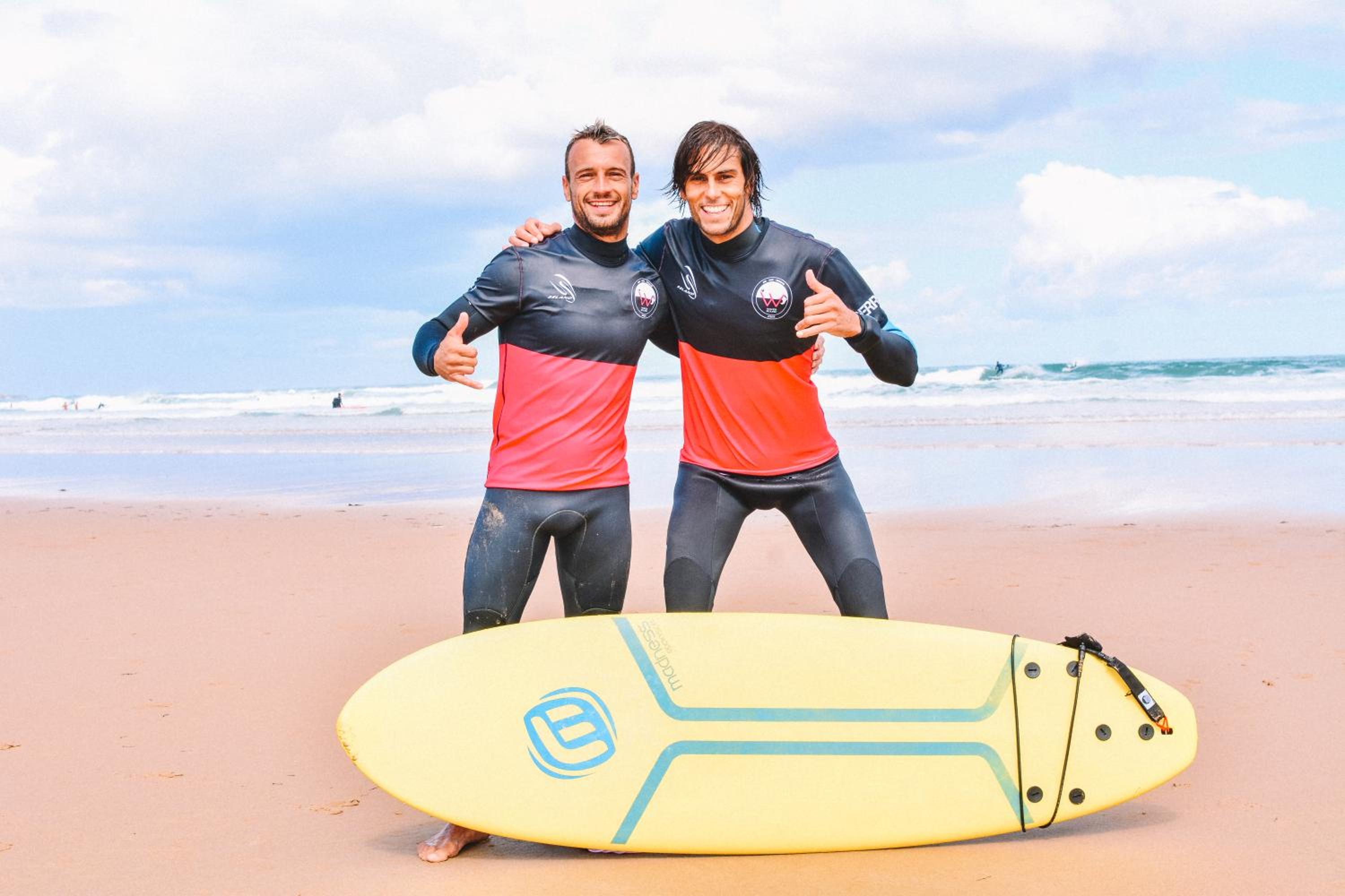 Escuela de Surf WAVES SOUND - Alojamiento Compartido