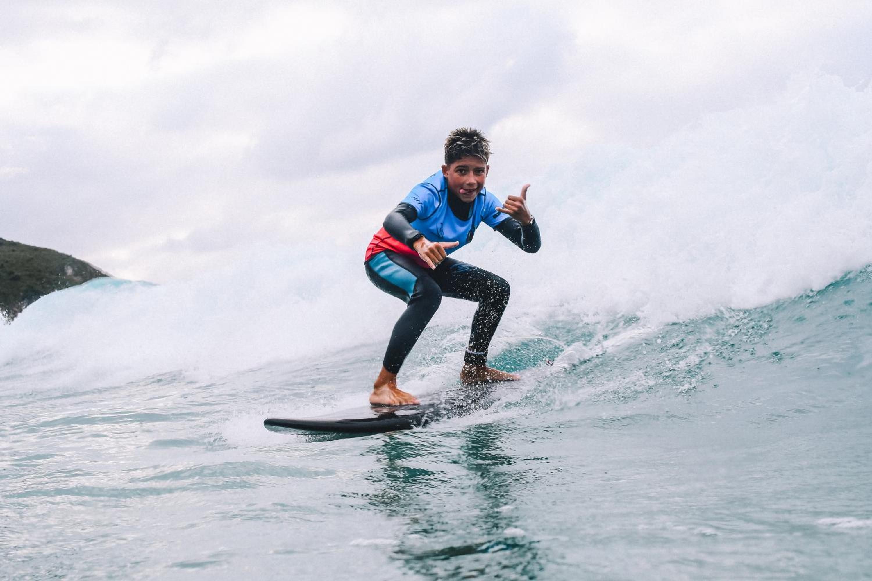 Escuela de Surf WAVES SOUND - Alojamiento Compartido