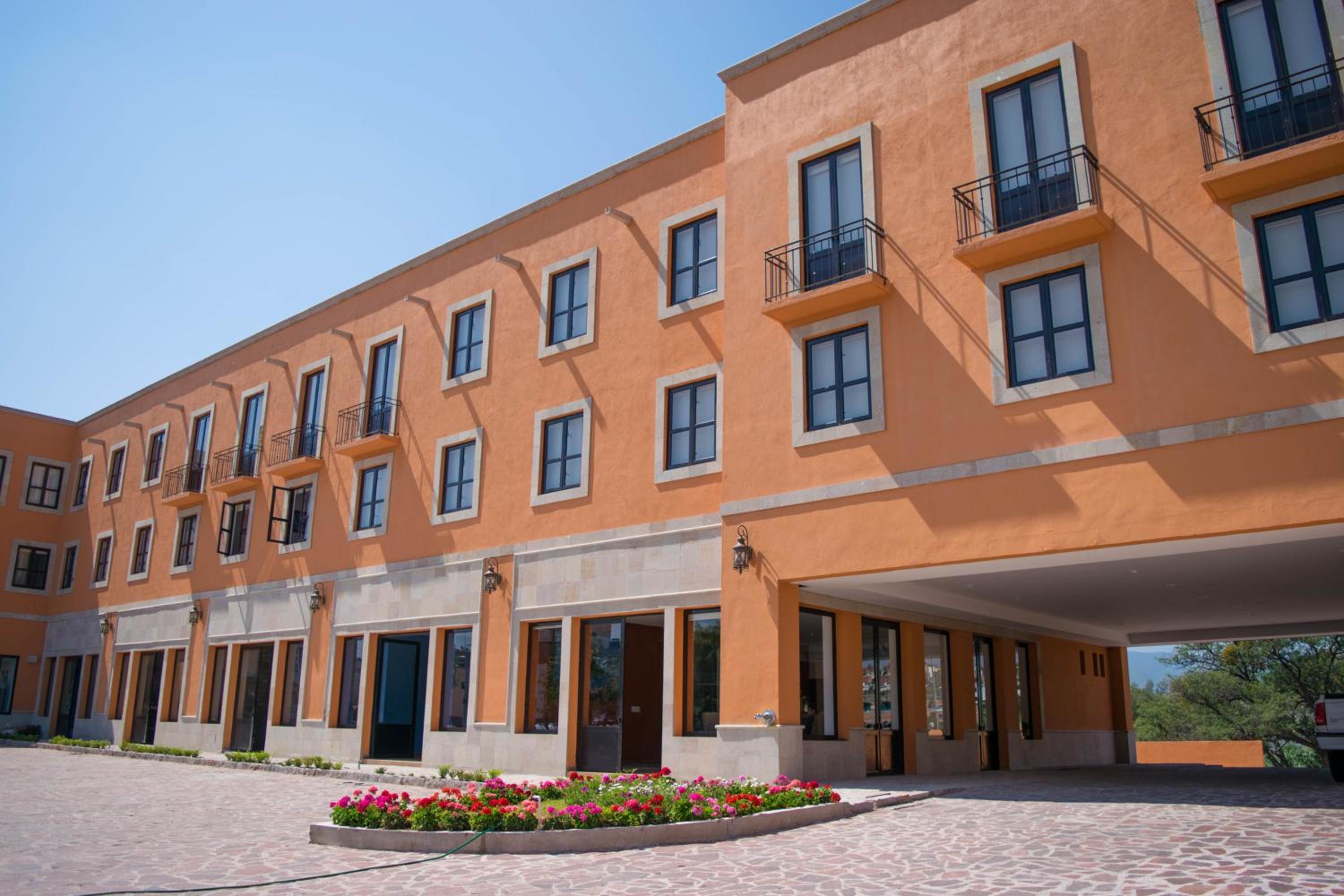 Hotel La Estación - Image 1