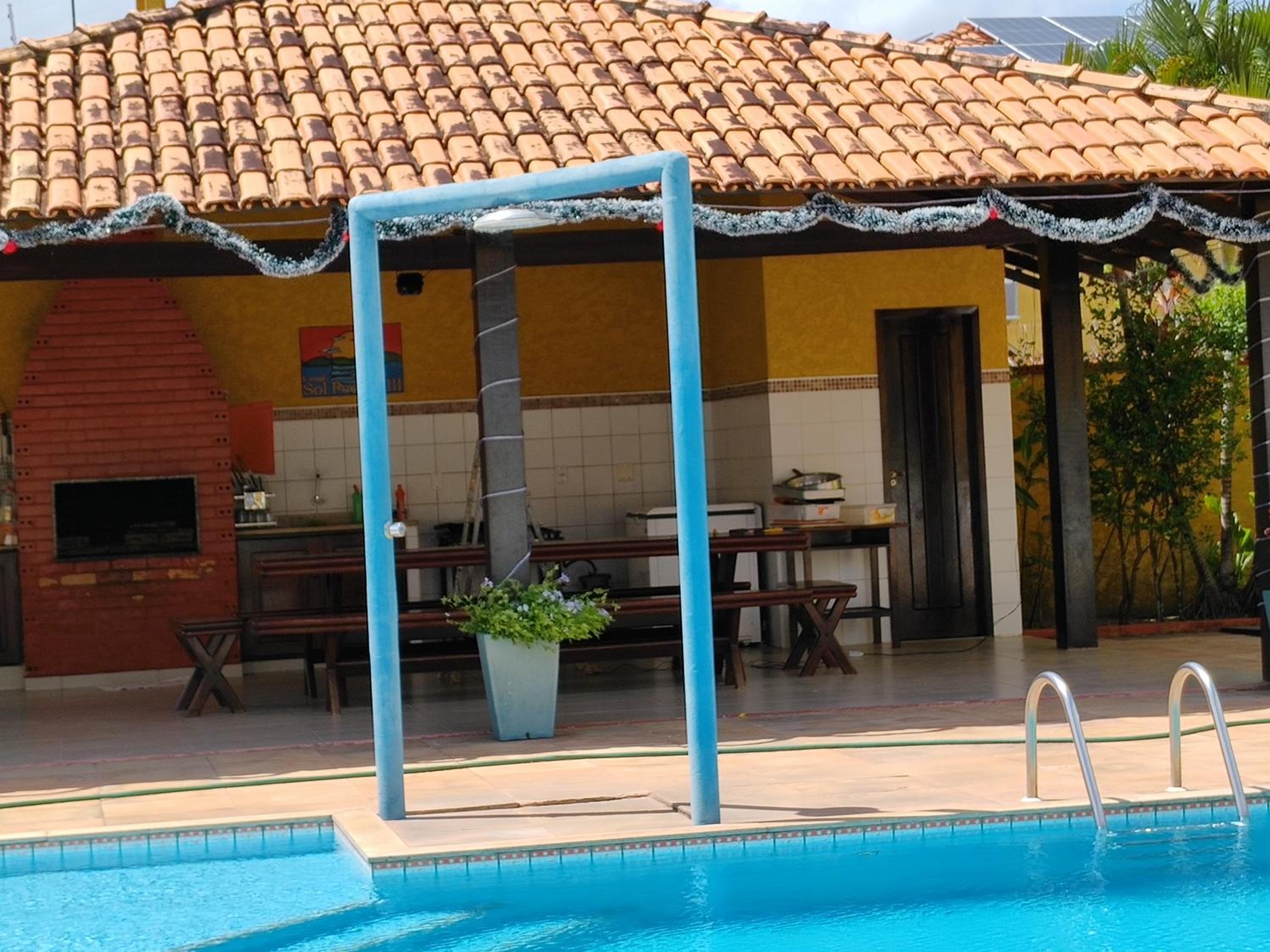 Casa 2 pavimentos condomínio fechado Salinópolis