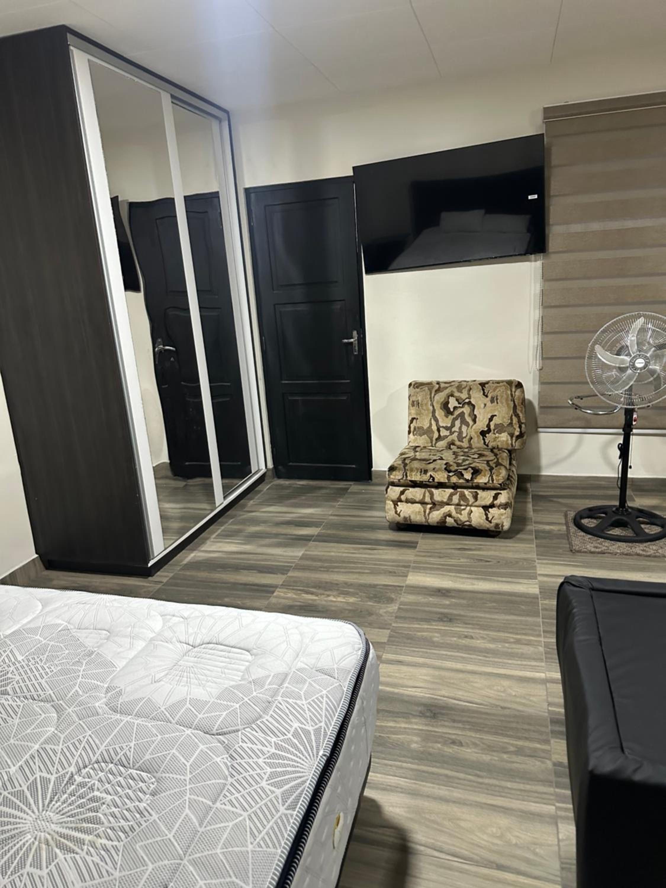 Mono ambientes privados NOVILLO
