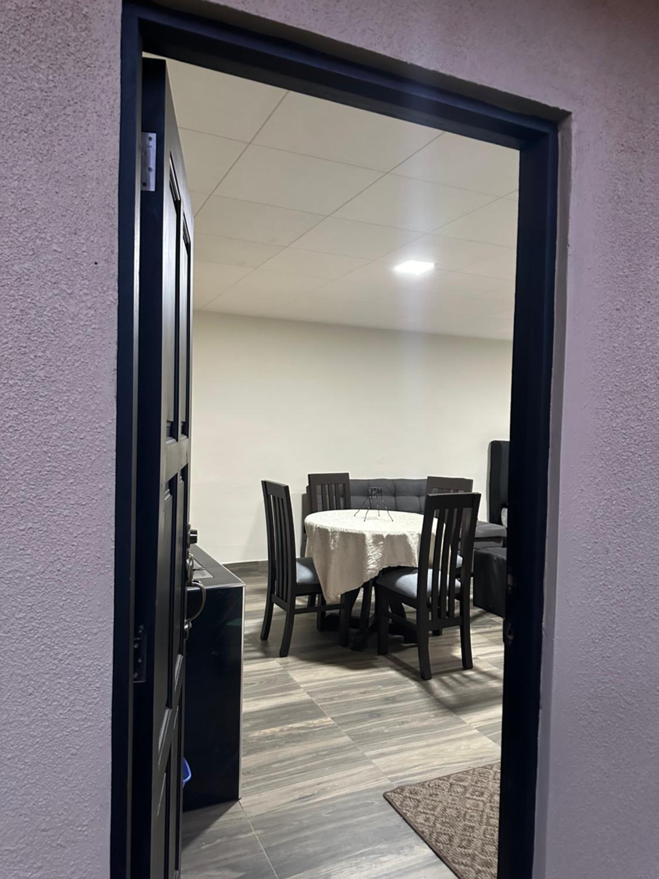 Mono ambientes privados NOVILLO