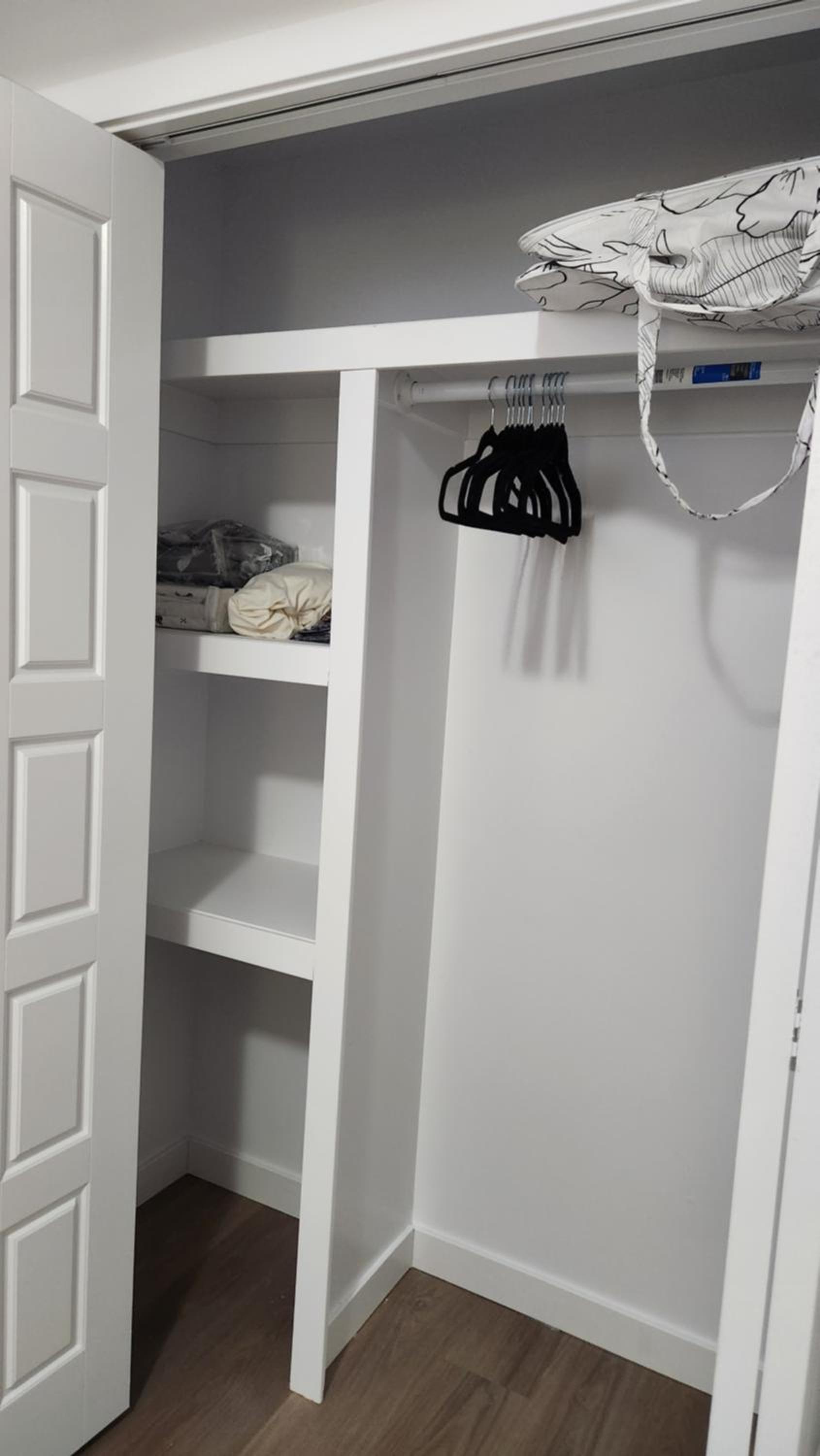 Modern 2 Bedroom Basement Suite at West Edmonton