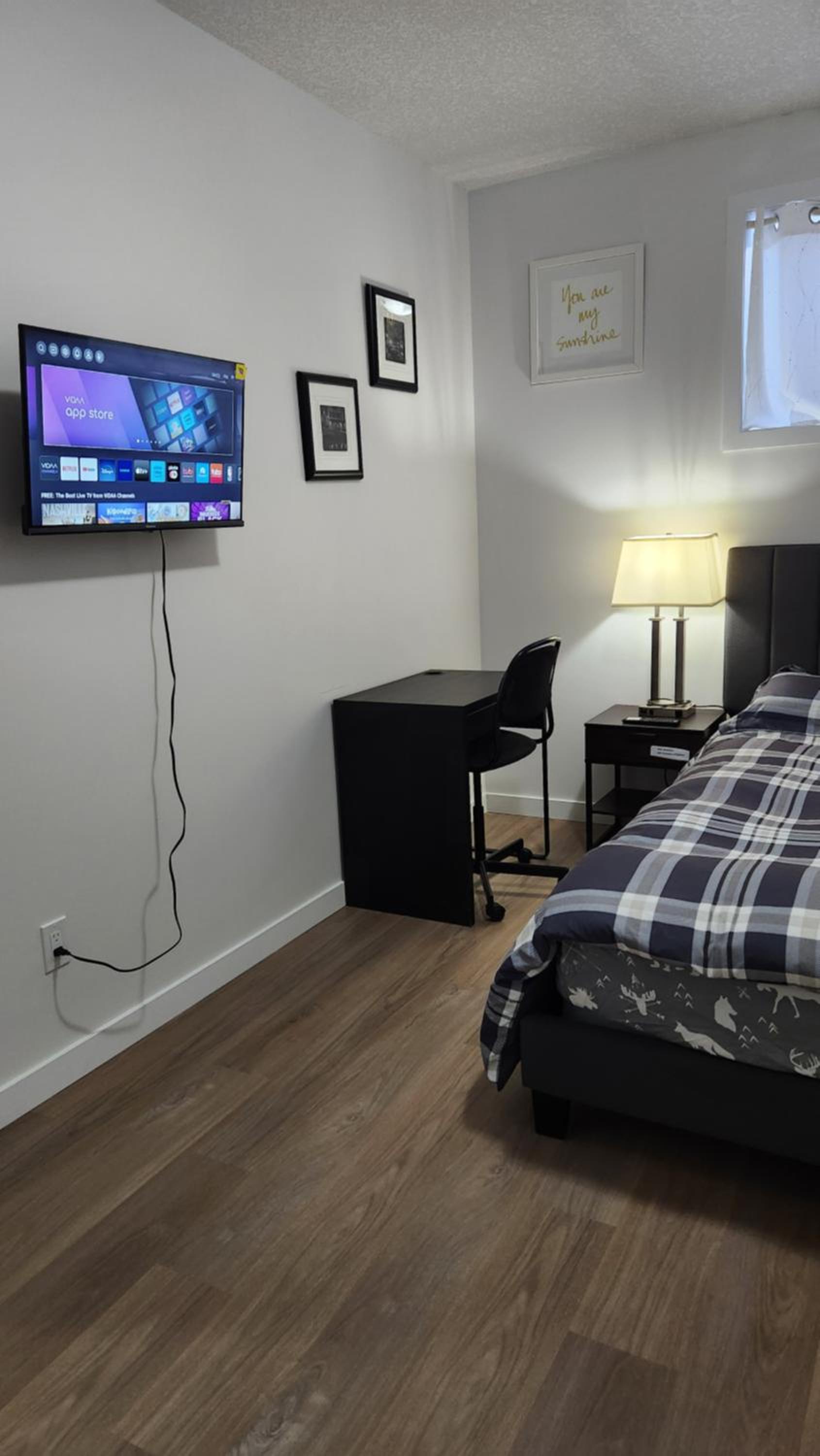 Modern 2 Bedroom Basement Suite at West Edmonton