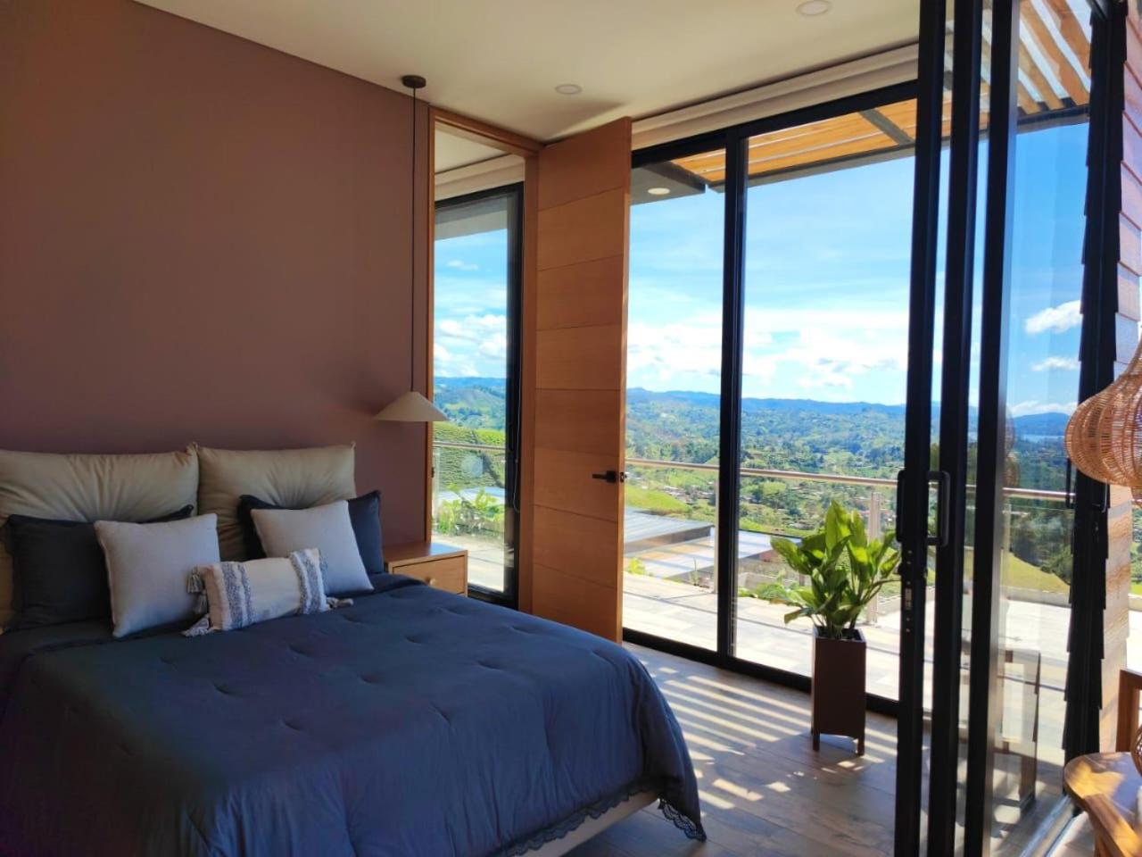 Montecielo Hosting
