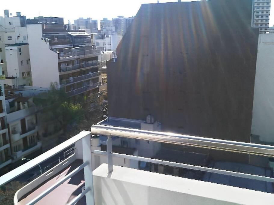 UNICO 2 Ambientes Fte con Balcon