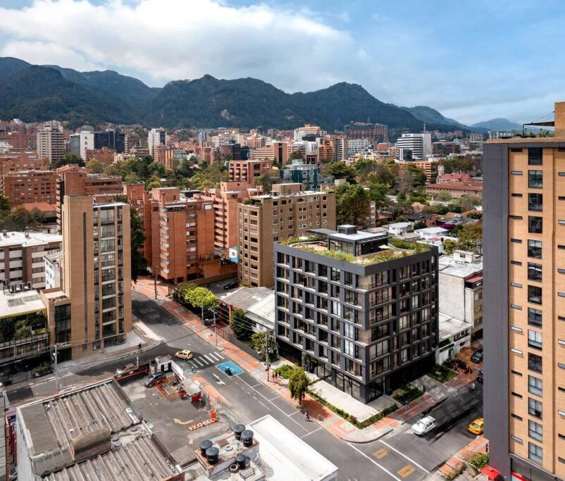 Amazing apartment with large coworking area in The Best location in Bogota