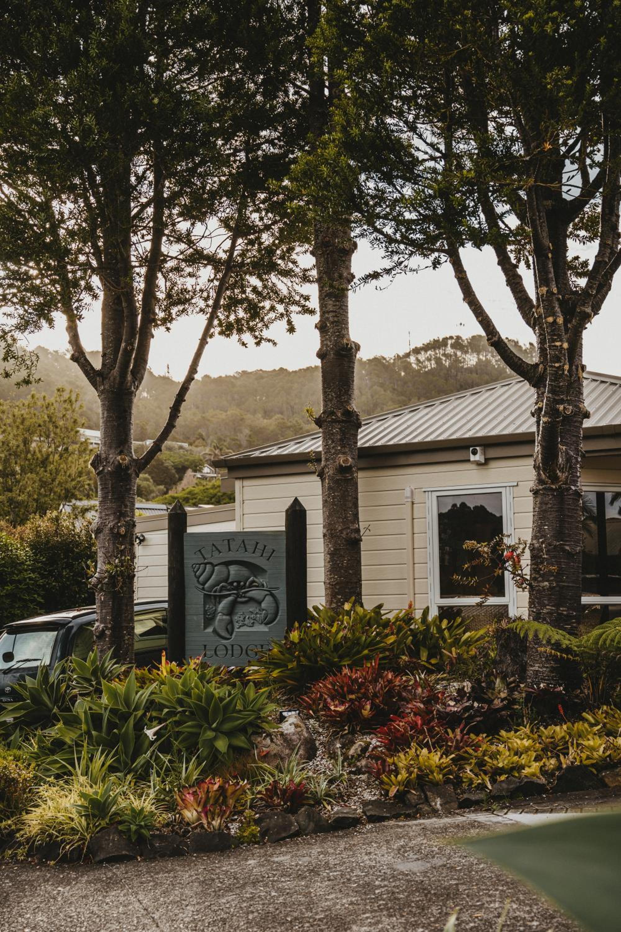 Tatahi Lodge Beach Resort