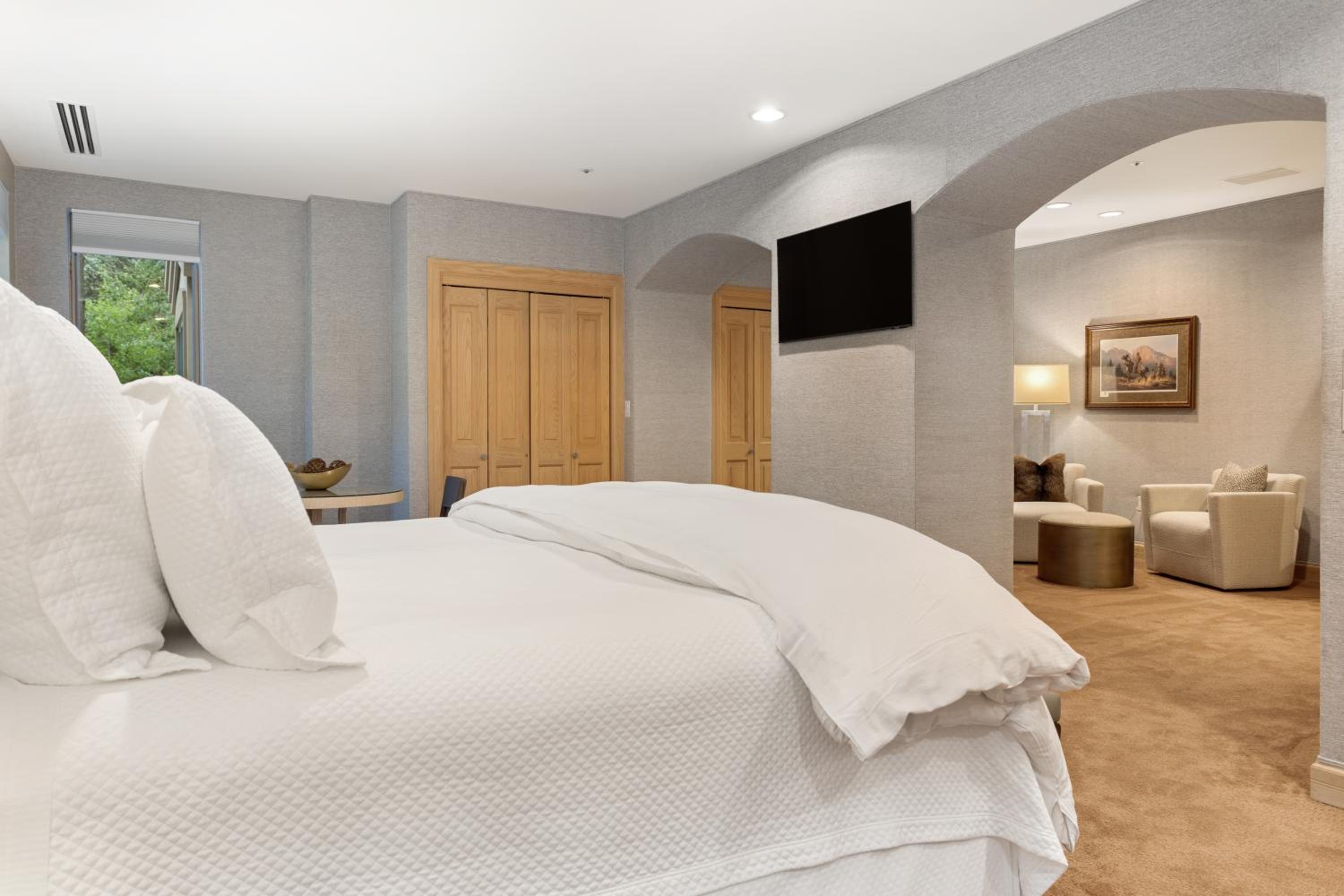 The Galatyn Lodge