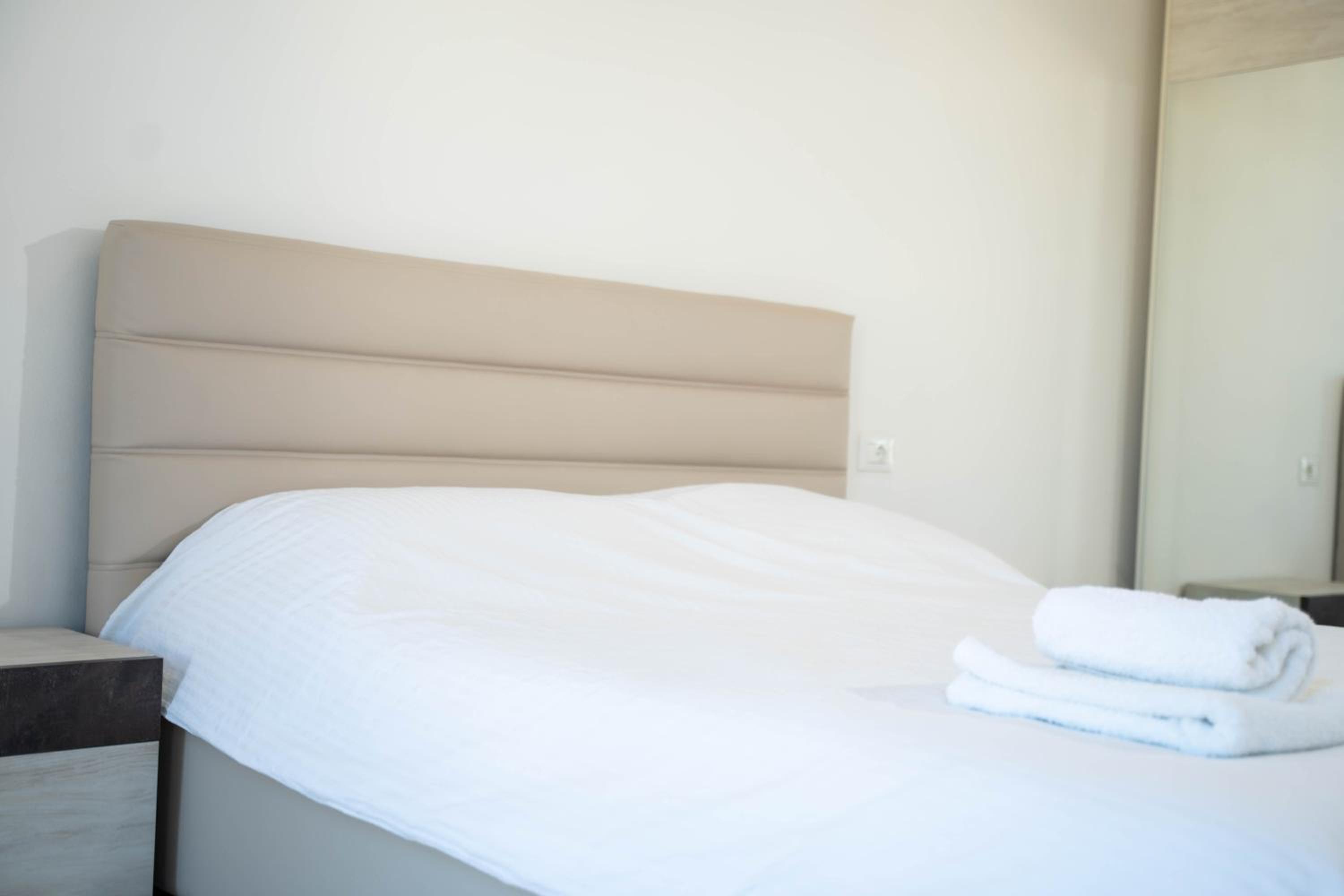 Tirana Hideaways
