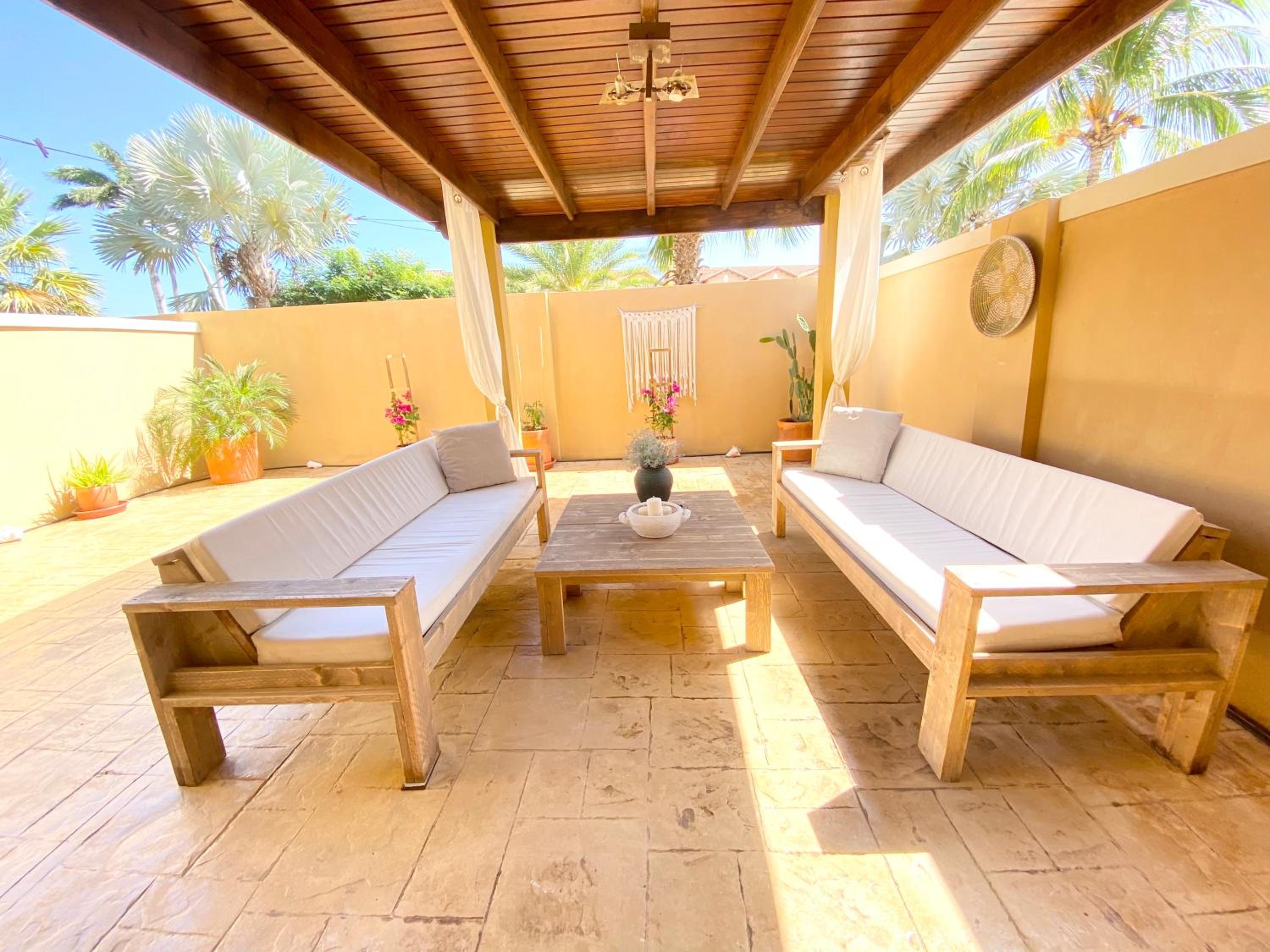 Casa Azure Aruba