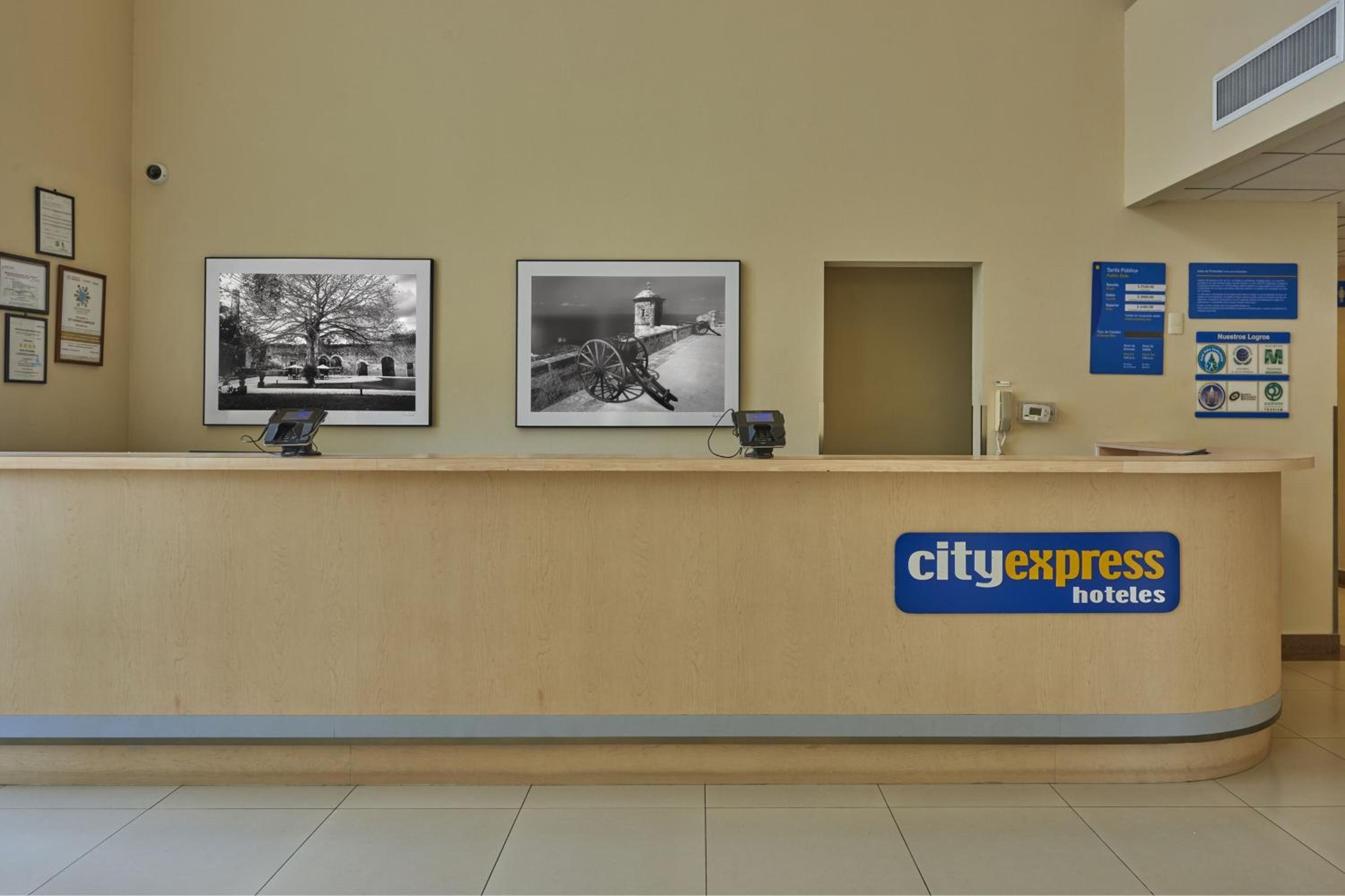 Campeche Vacations - City Express by Marriott Campeche - Property Image 5