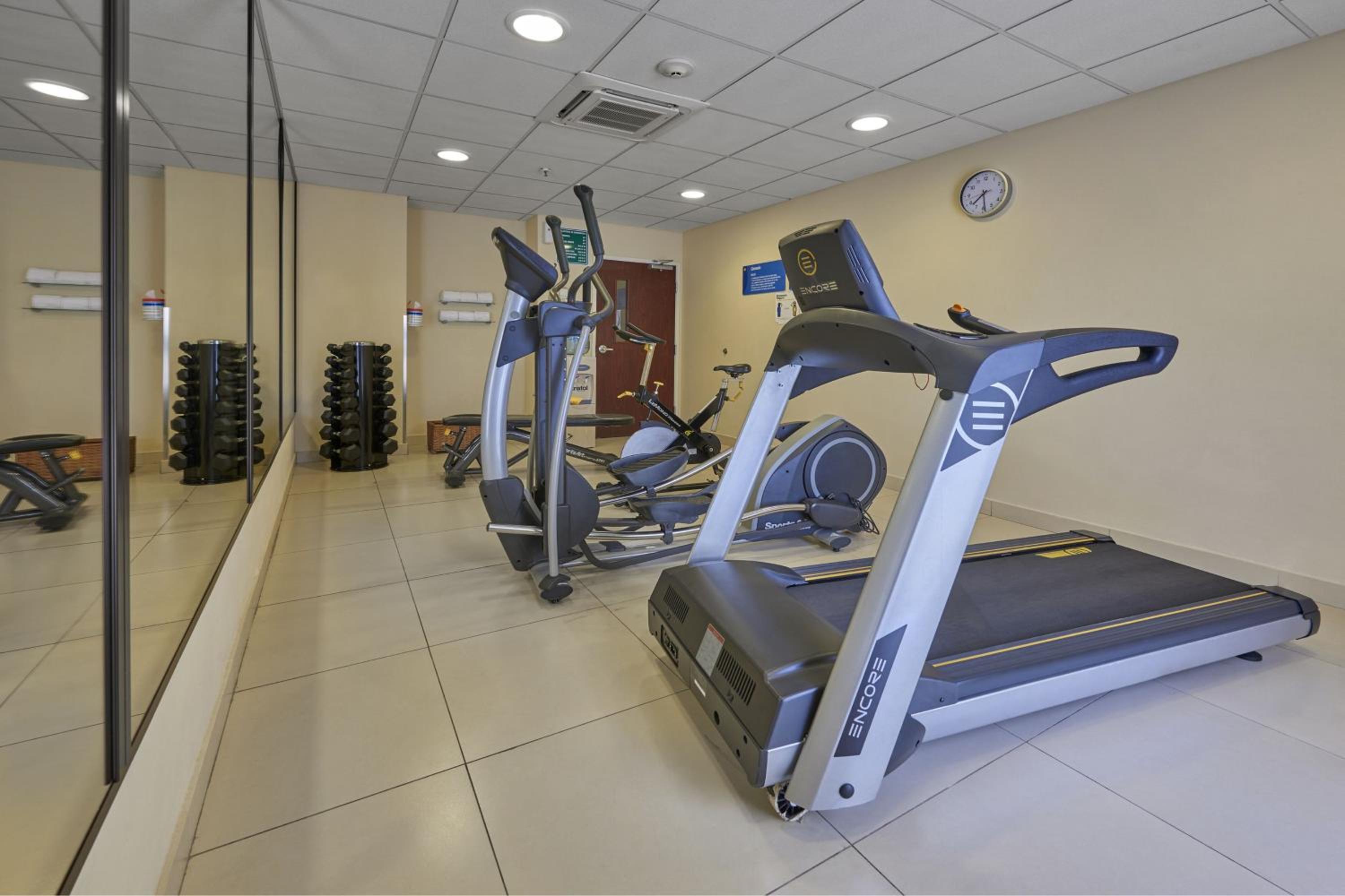 Campeche Vacations - City Express by Marriott Campeche - Property Image 9