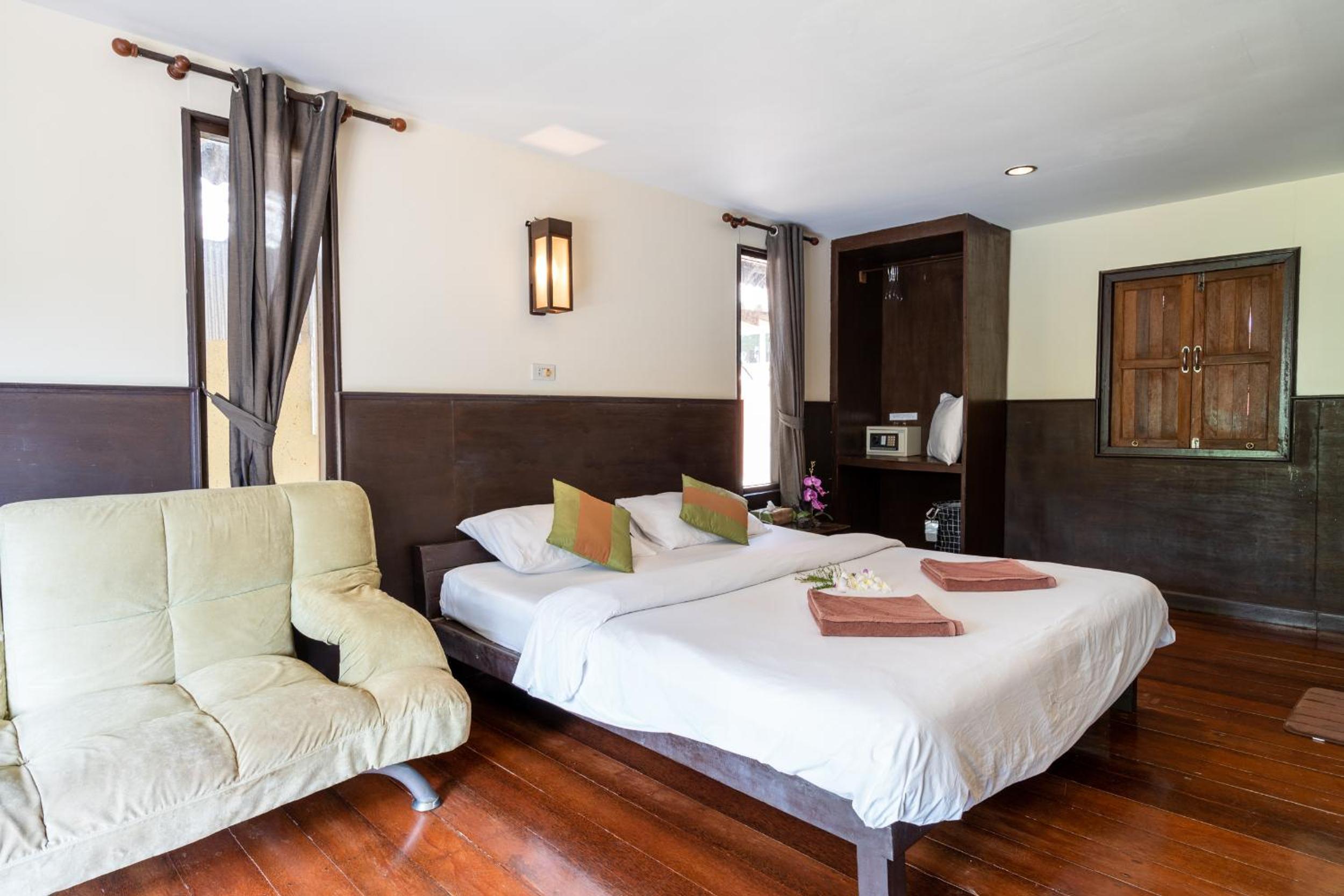 Mook Lanta Eco Resort