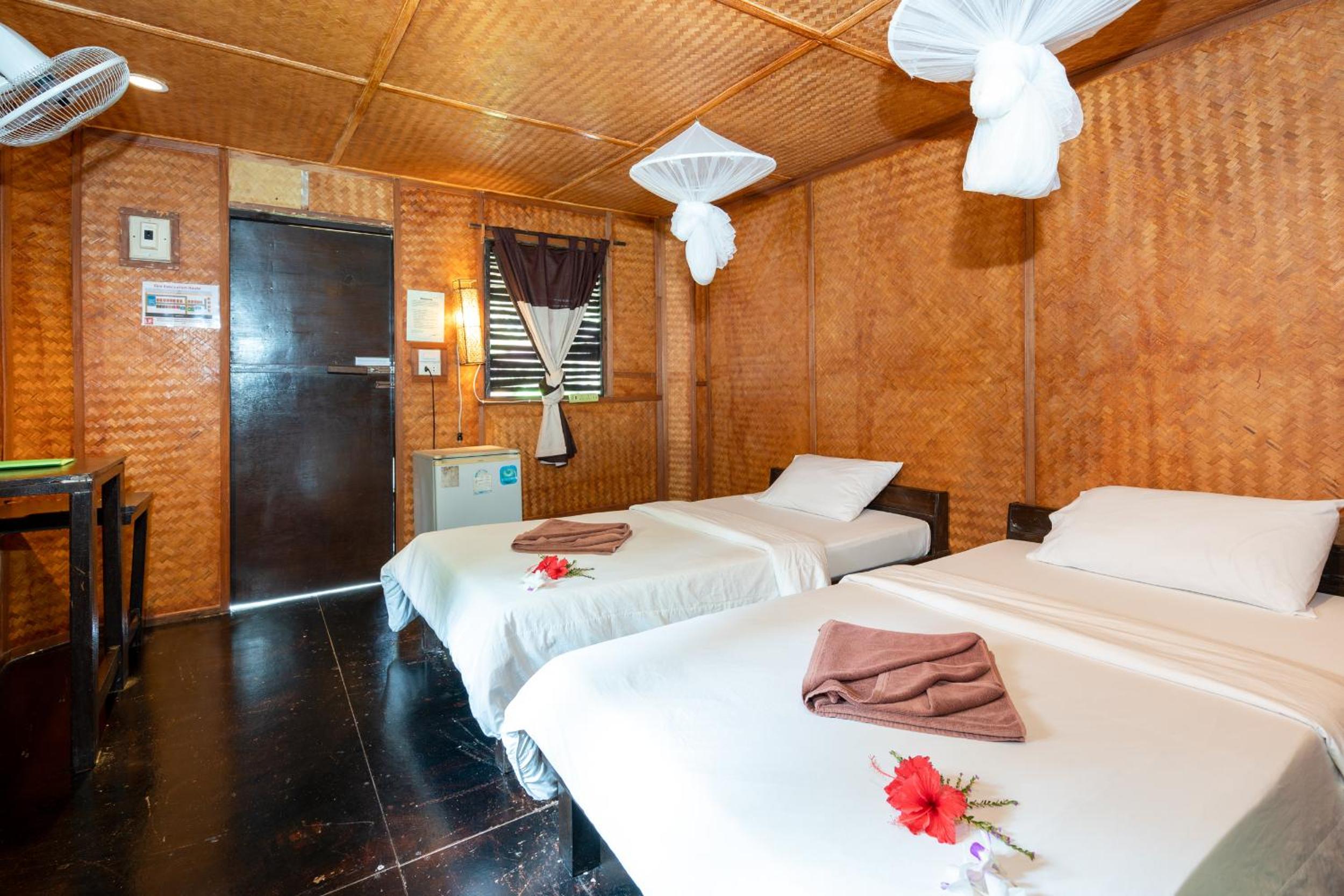 Mook Lanta Eco Resort