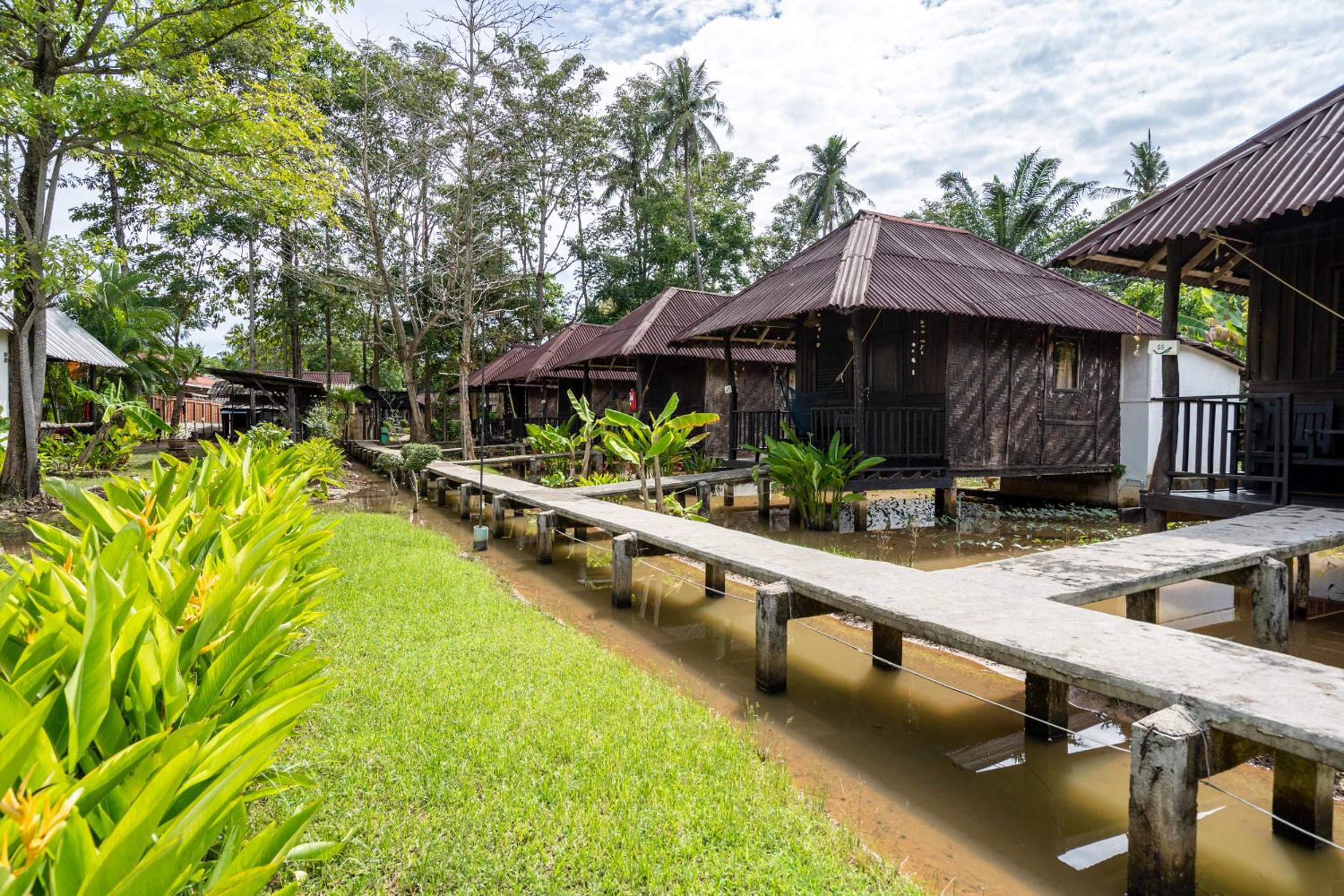 Mook Lanta Eco Resort