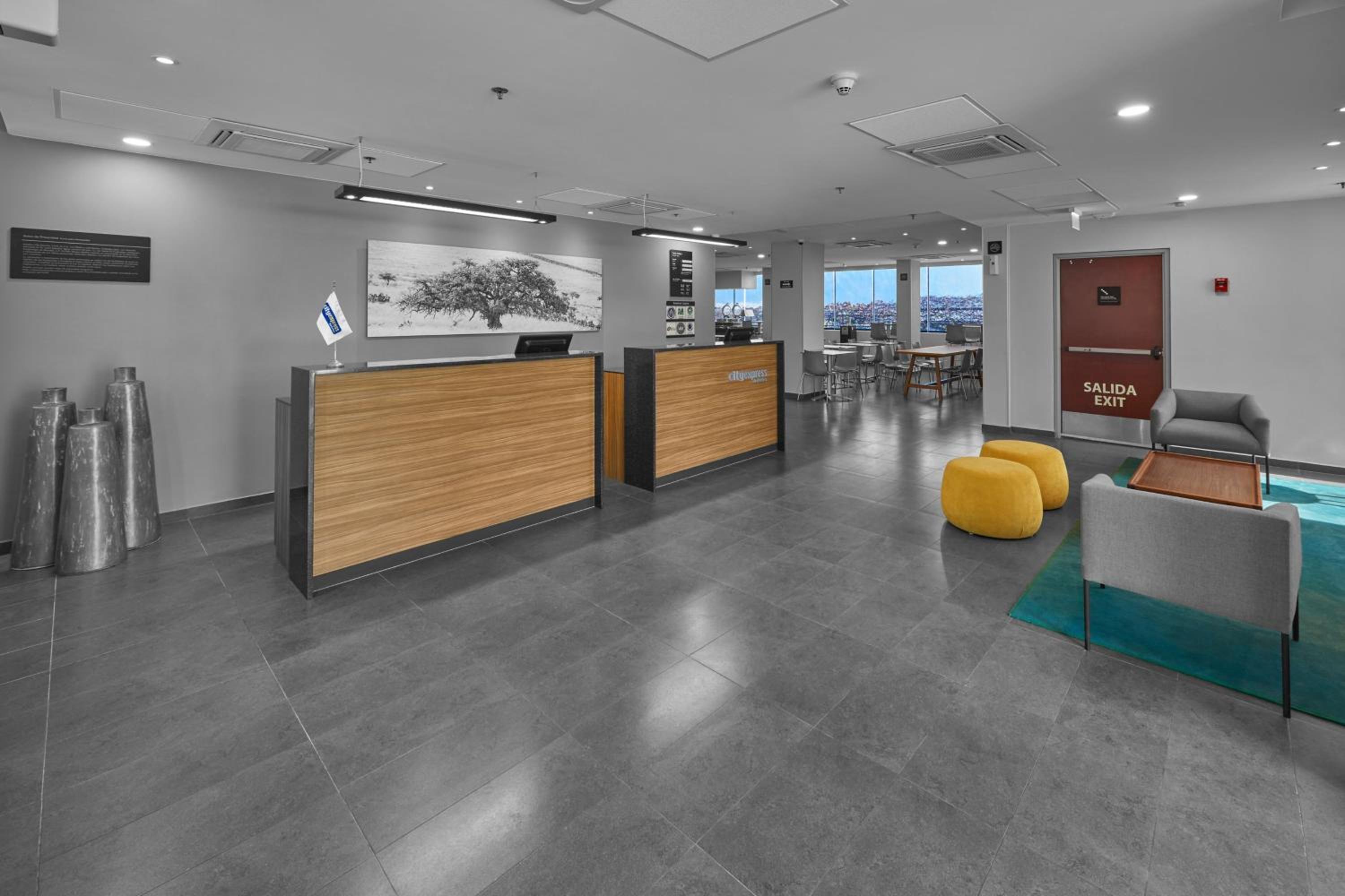 Ensenada Vacations - City Express by Marriott Ensenada - Property Image 34