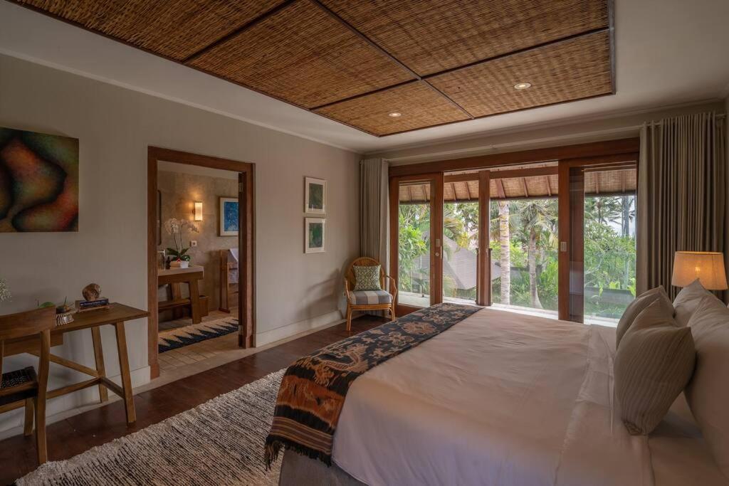 Villa Asmara Cemagi - Fully Staffed Peaceful Beachside Villa view 3