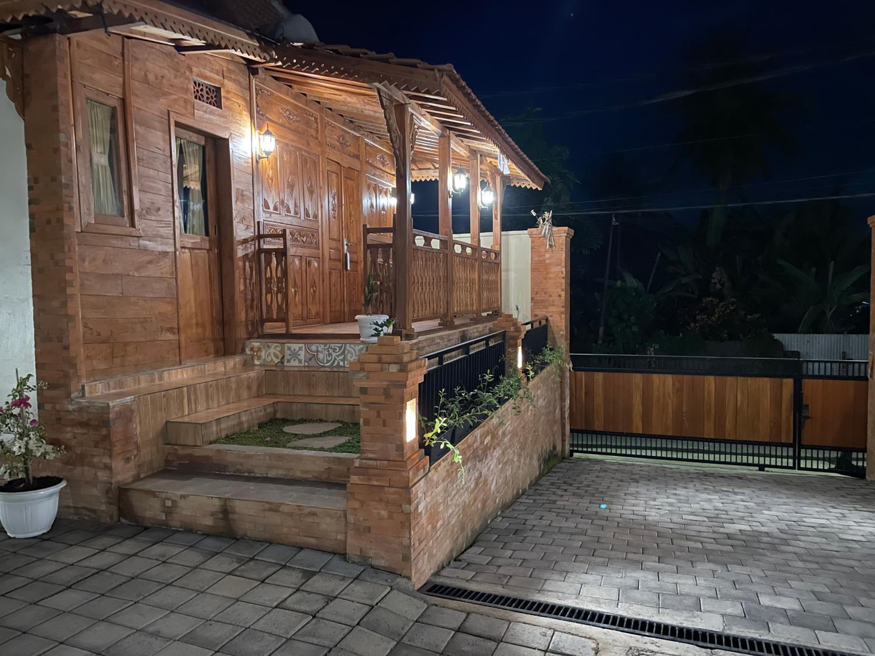 Bharata Beach House
