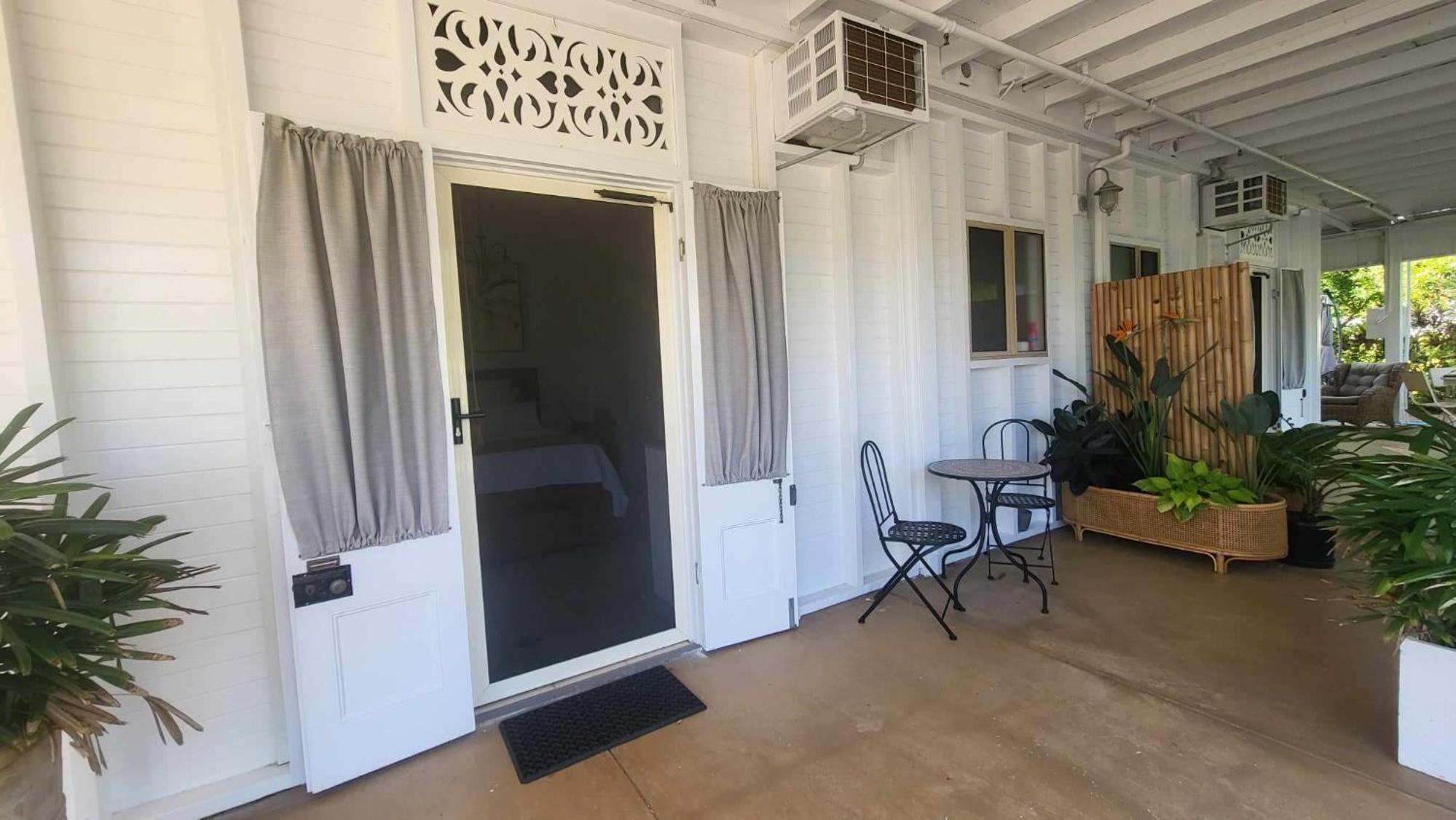 Ribbonwood Bed & Breakfast, Emu Park Qld