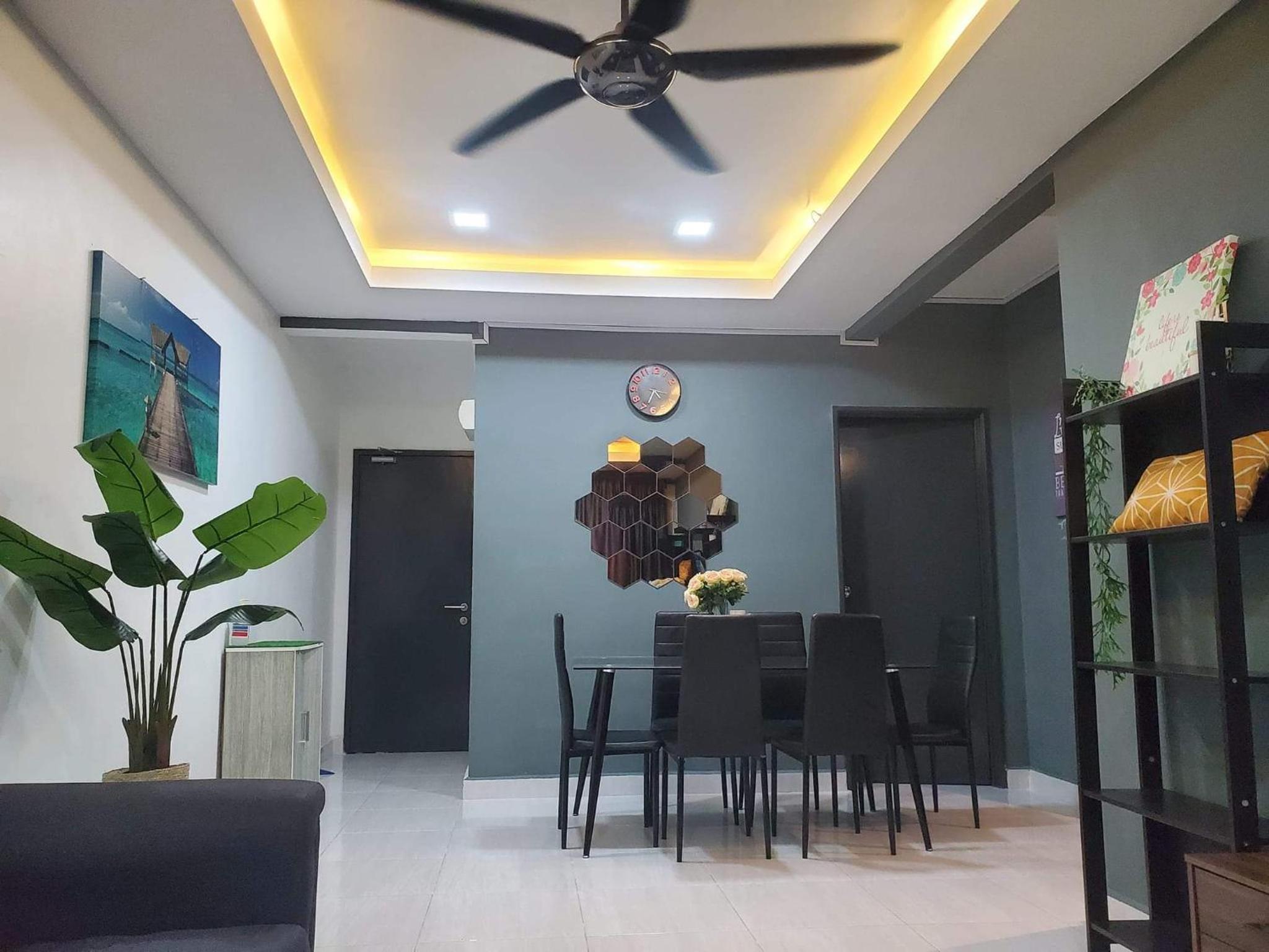 Casa Inderaloka Pantai Batu Buruk