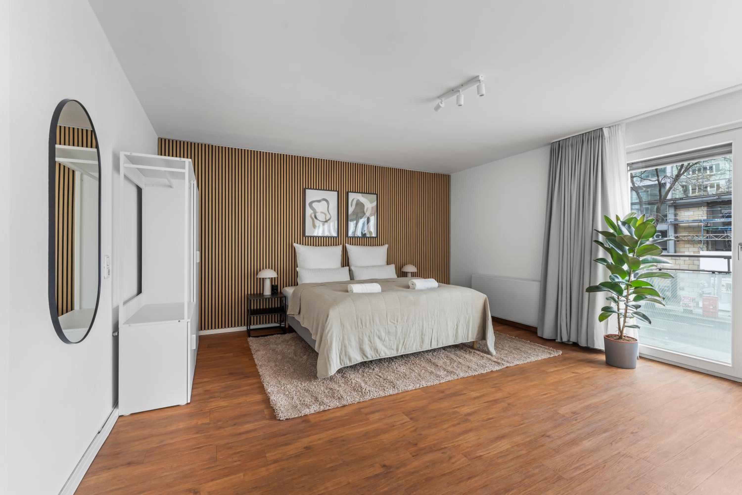 100sqm Luxury Apt in Prime Location near Ku'Damm