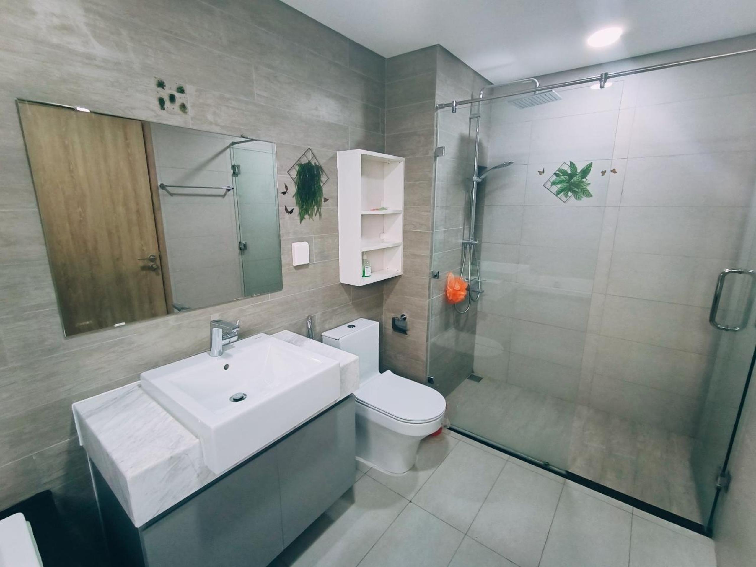 M+ Diamond 3 bedrooms, pool, aircon, water heater.