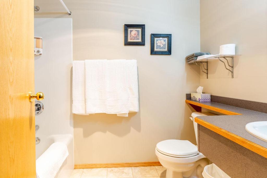 Waterton Country Villas