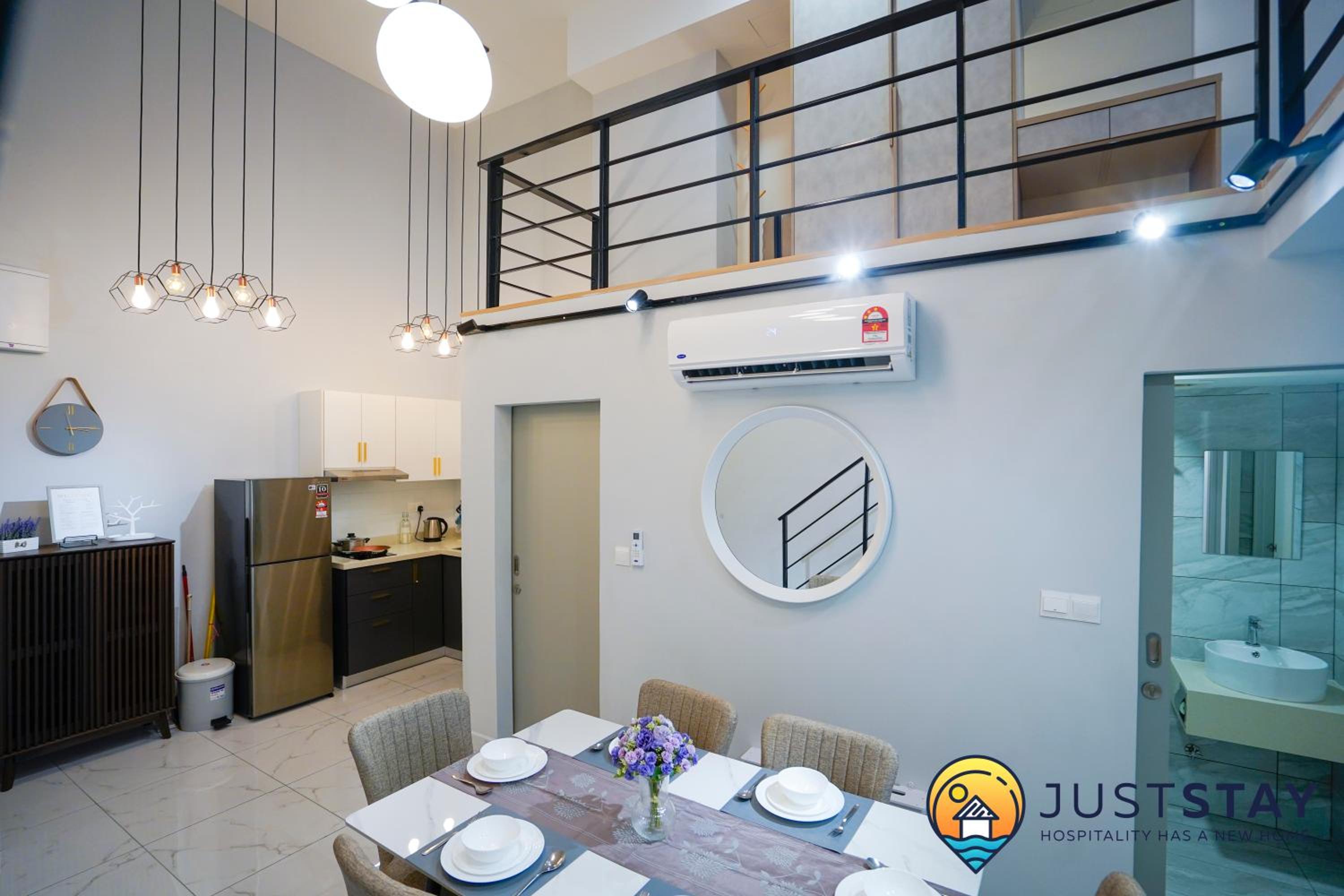Arte Cheras by Just Stay