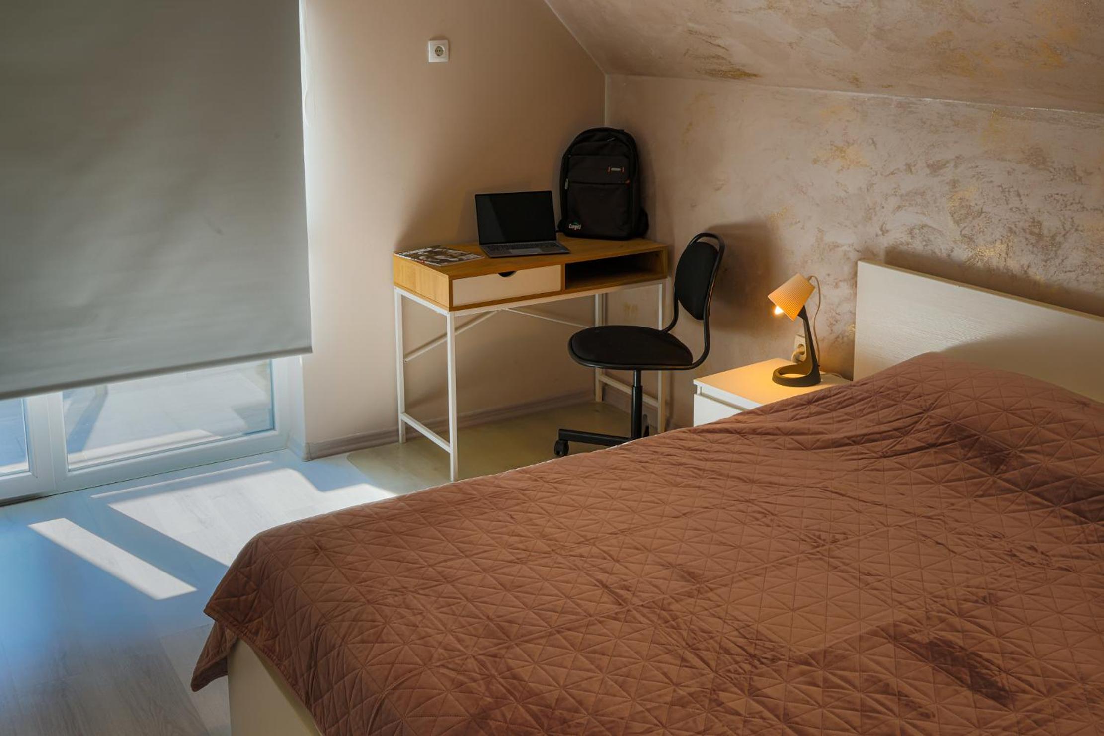 Sky Hills Apartment