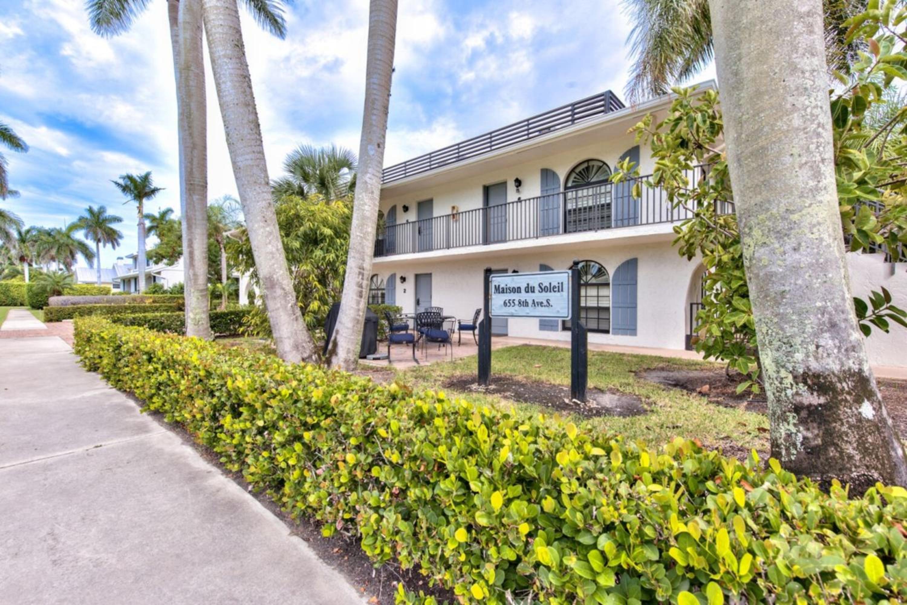 Hotel Le Malo Vacation Rental - Image 1