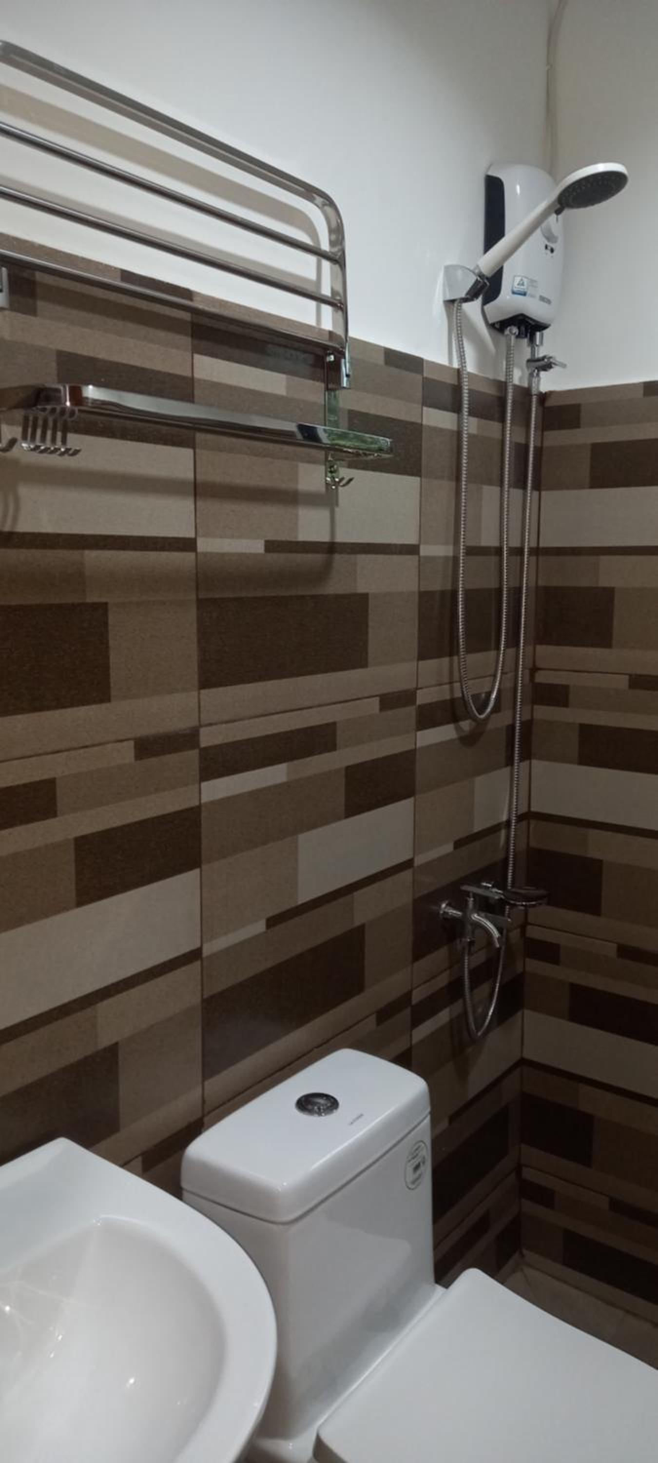 Lorraine Suites