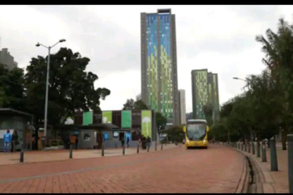 Apartaestudio Loft/Candelaria / Centro turístico Bogotá / Las Aguas